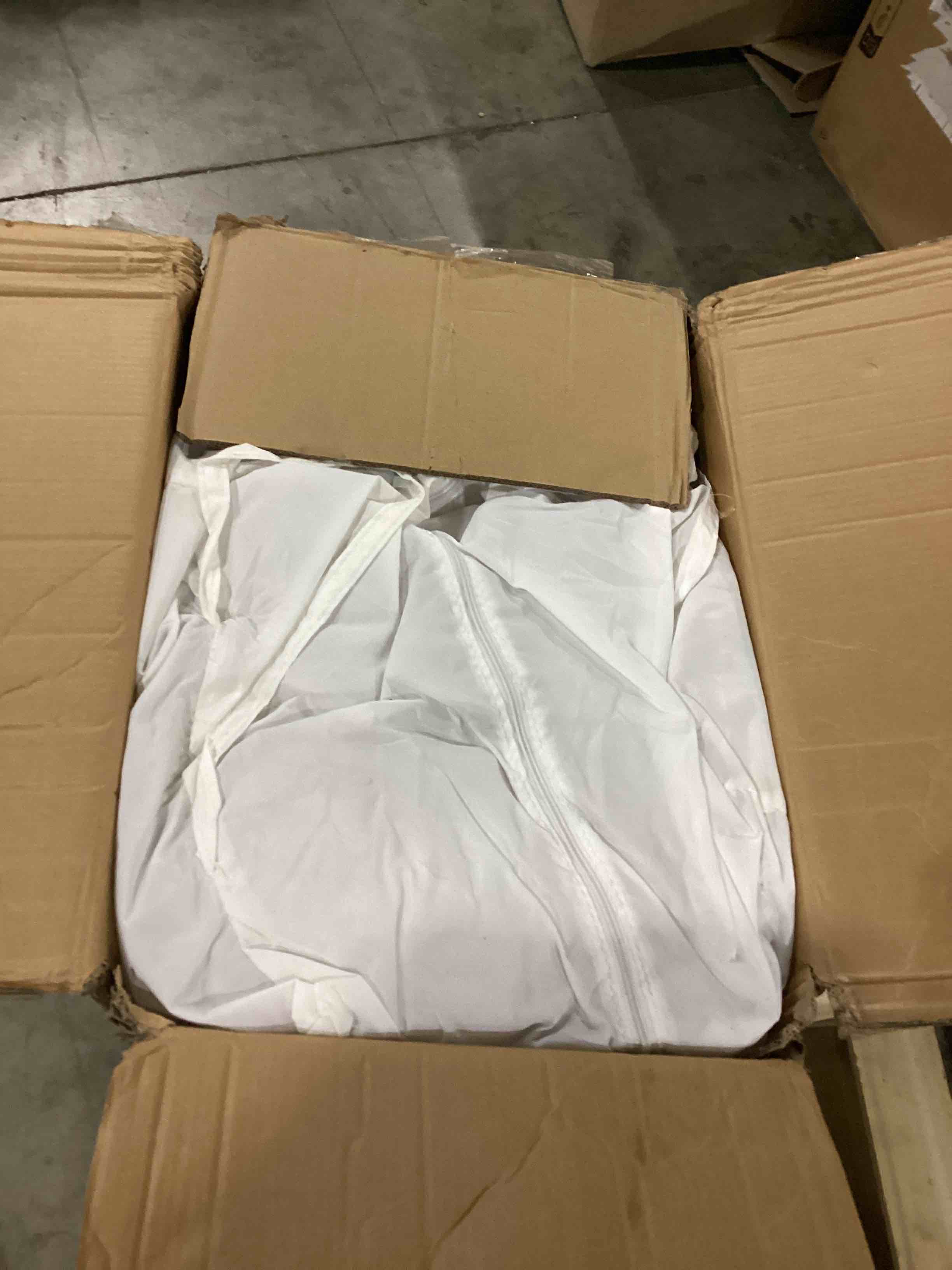 https://s3.amazonaws.com/lotting-images-prod/bidfta/ORG4013943_1705940224289.jpeg