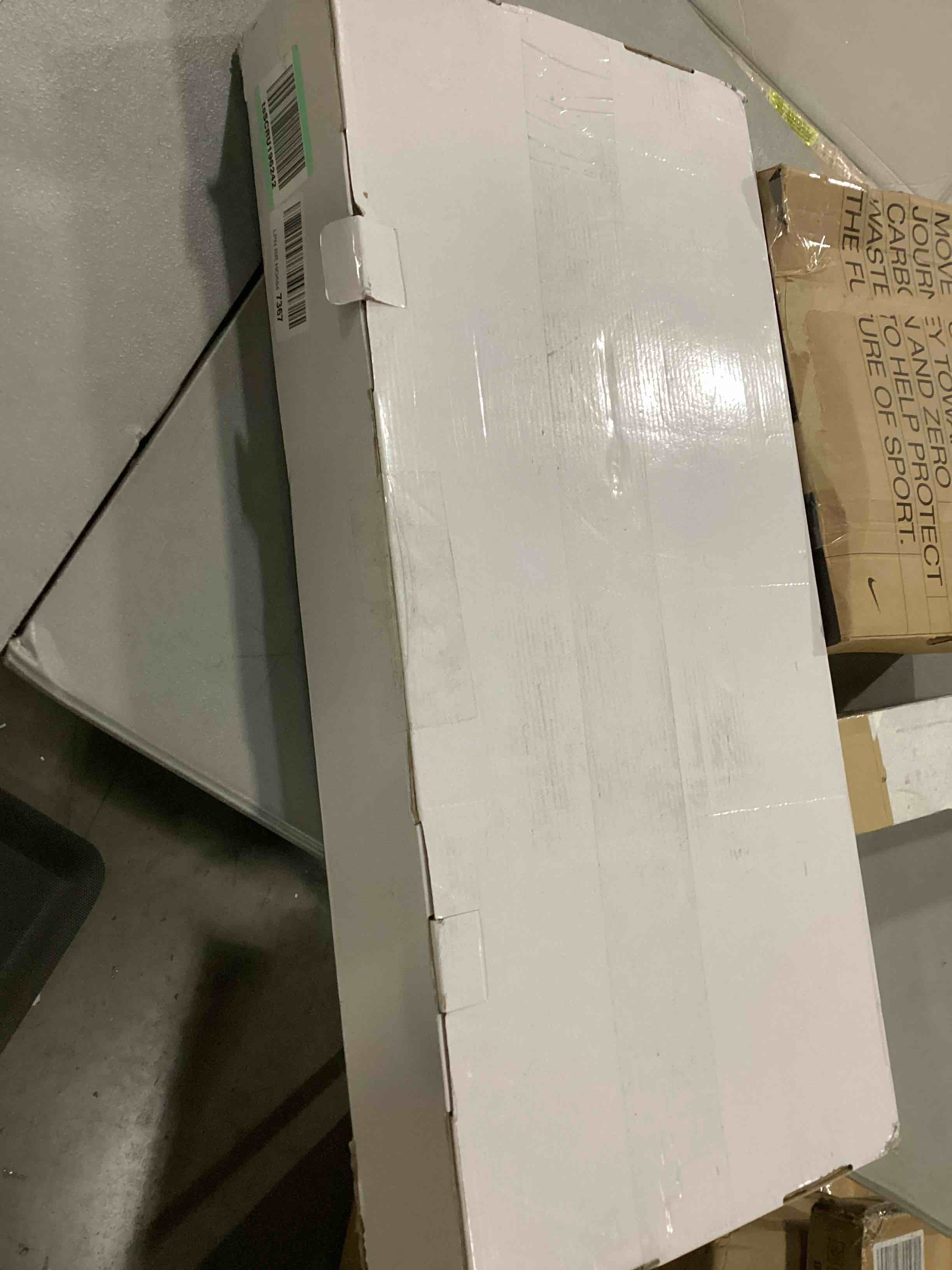 https://s3.amazonaws.com/lotting-images-prod/bidfta/ORG4013948_1705941129965.jpeg