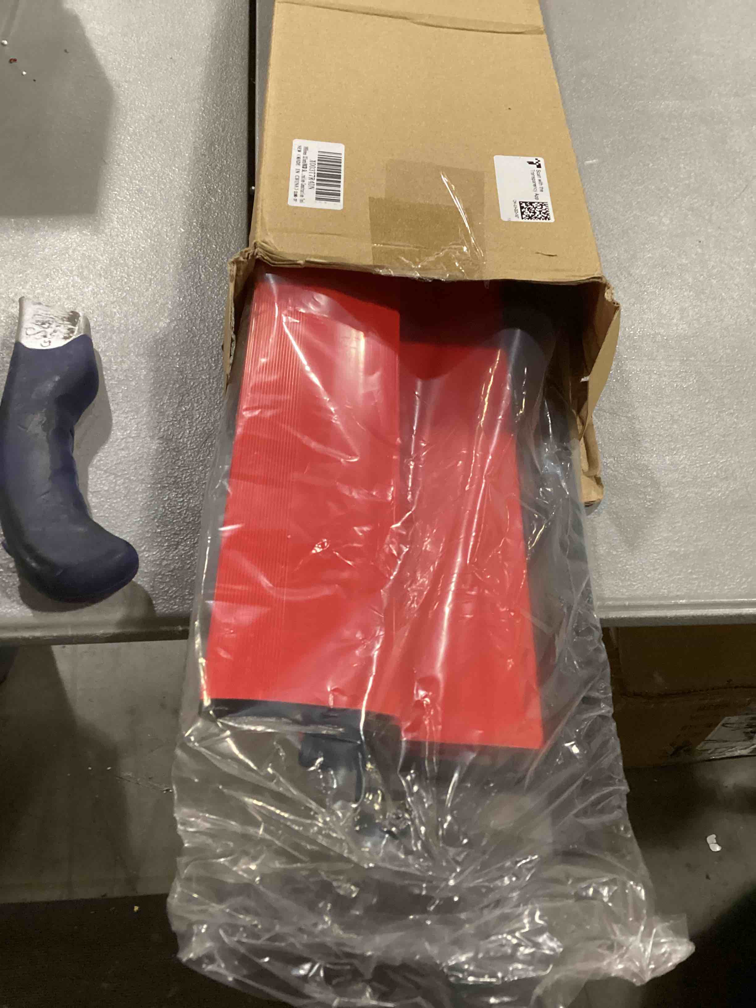 https://s3.amazonaws.com/lotting-images-prod/bidfta/ORG4014318_1706205926450.jpeg