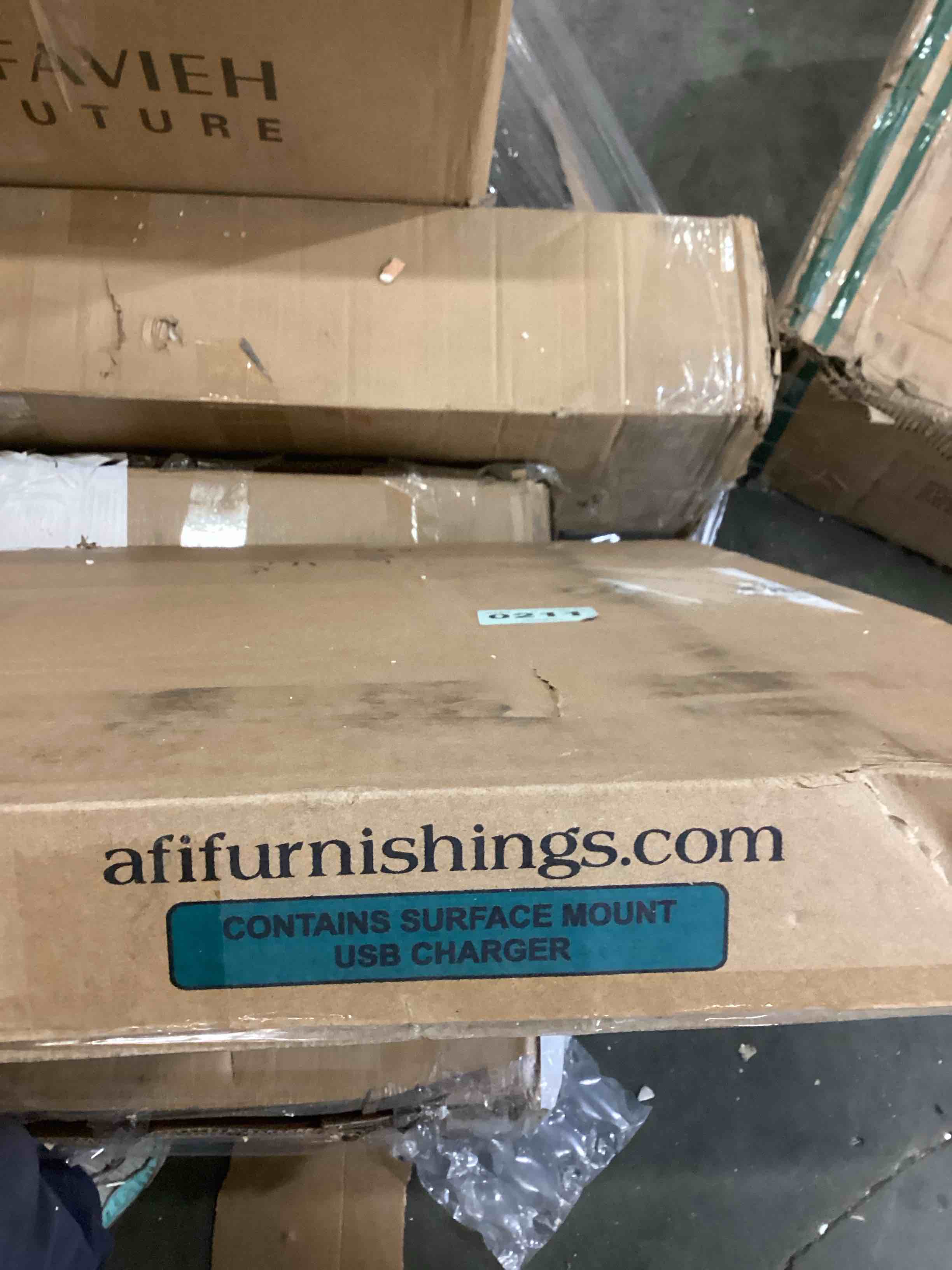 https://s3.amazonaws.com/lotting-images-prod/bidfta/ORG4015736_1707414463146.jpeg