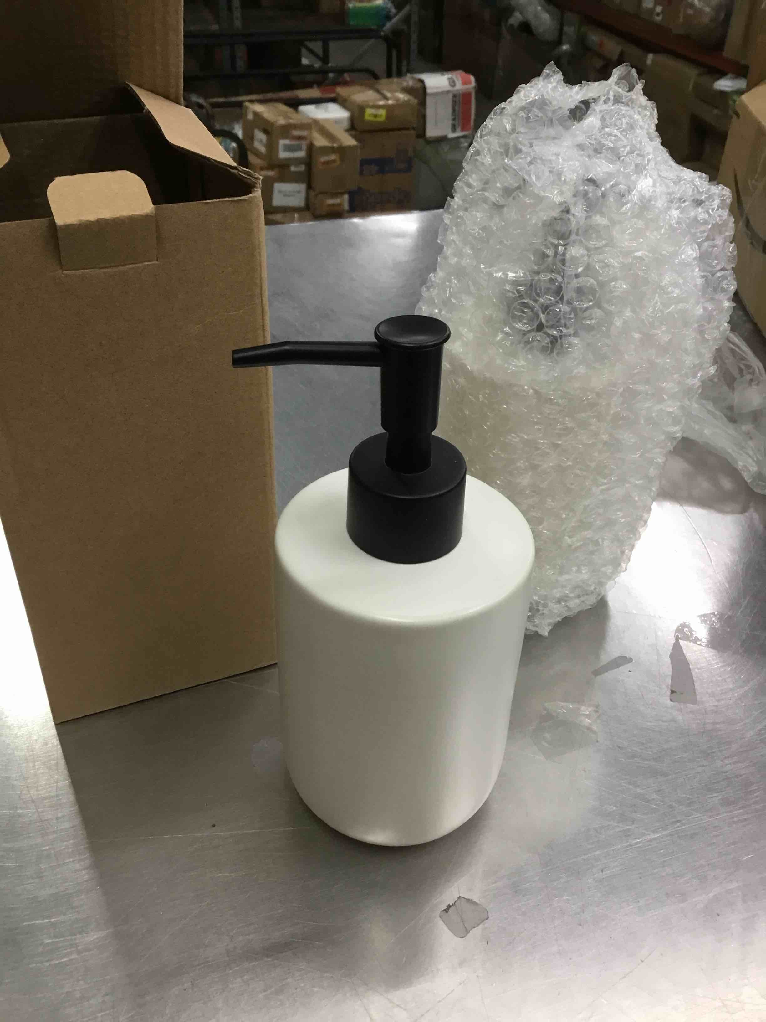 https://s3.amazonaws.com/lotting-images-prod/bidfta/ORG4080521_1678380997226.jpeg