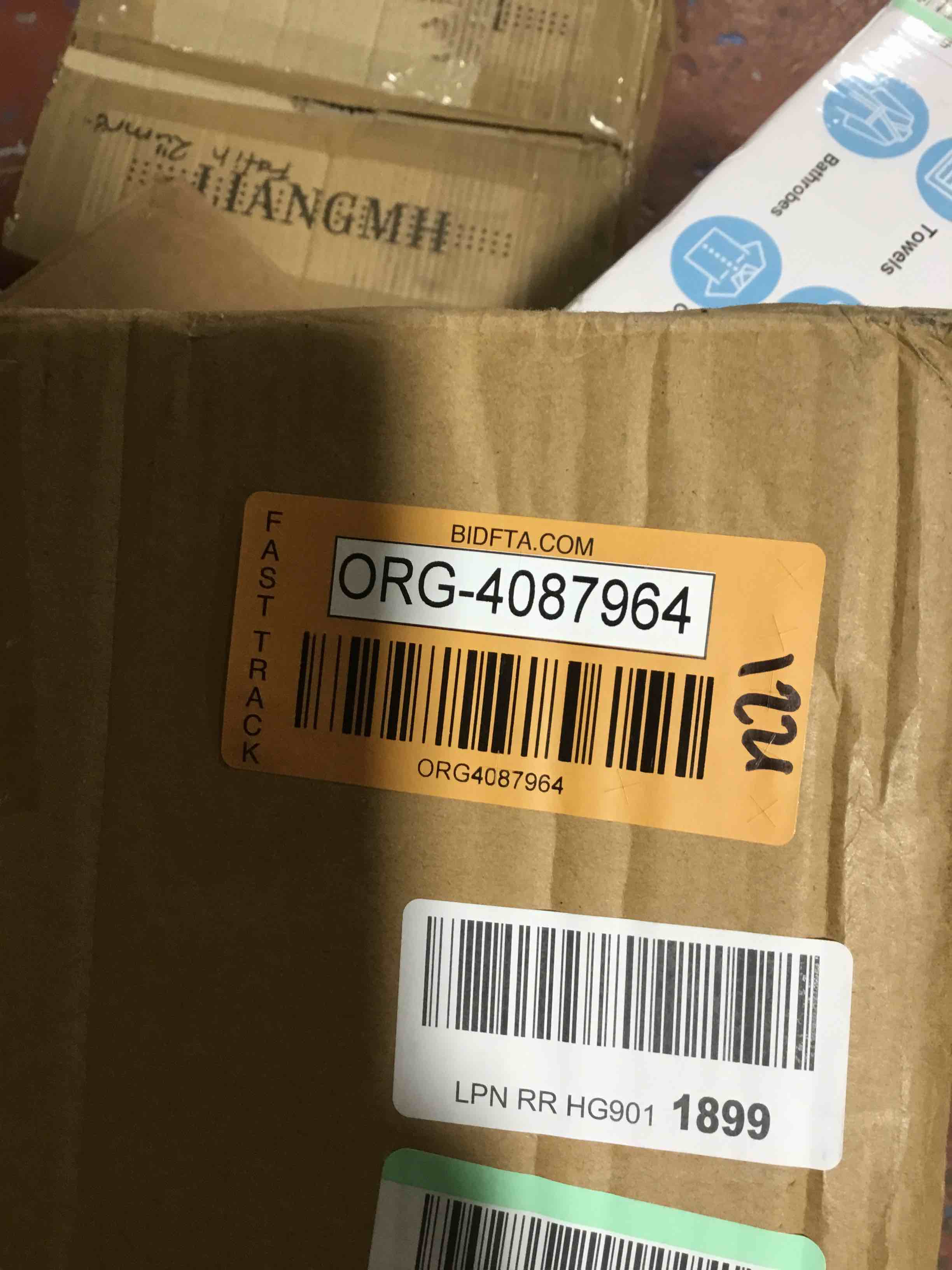 https://s3.amazonaws.com/lotting-images-prod/bidfta/ORG4087964_1709934400710.jpeg