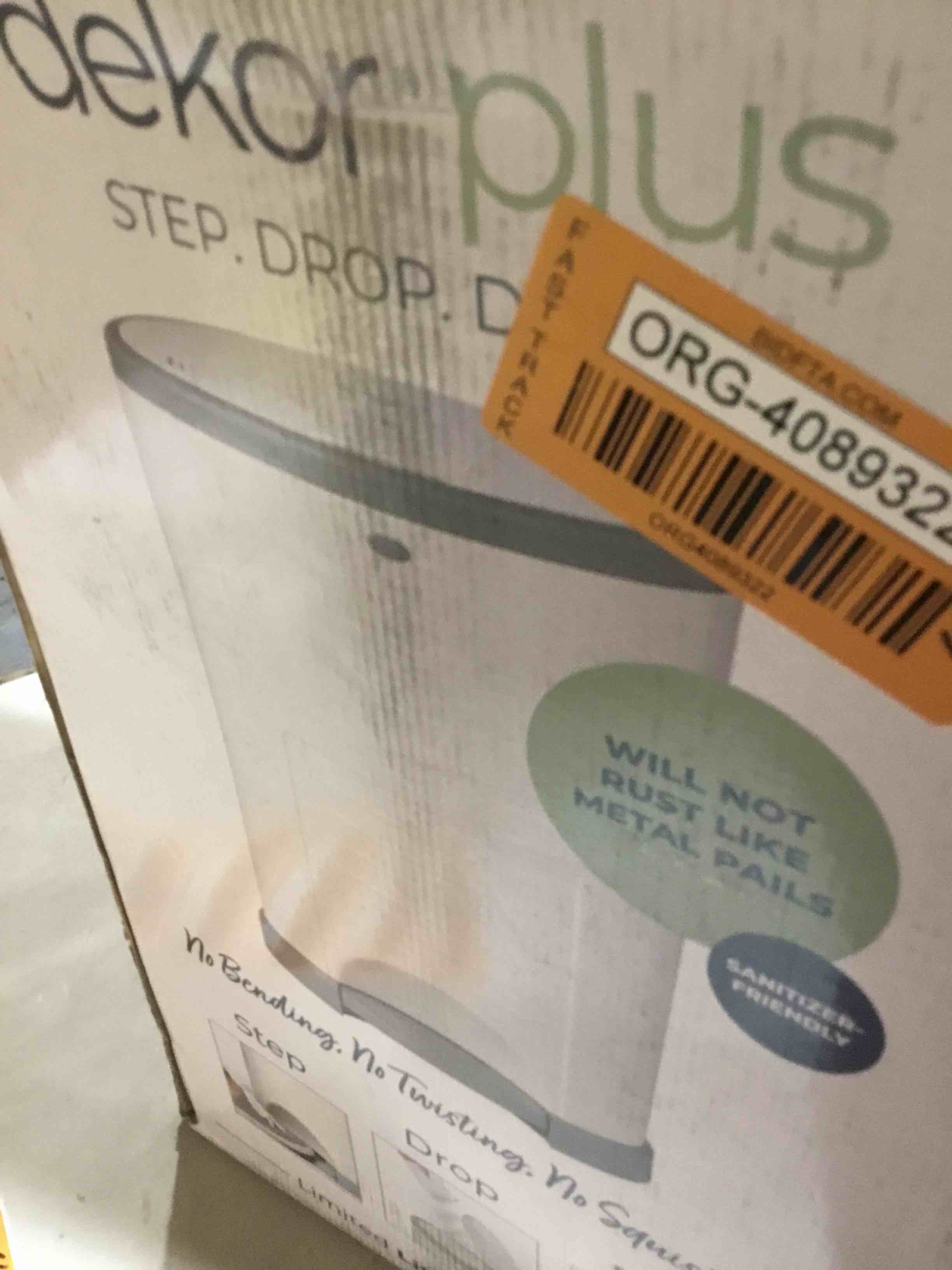 https://s3.amazonaws.com/lotting-images-prod/bidfta/ORG4089322_1712250598822.jpeg