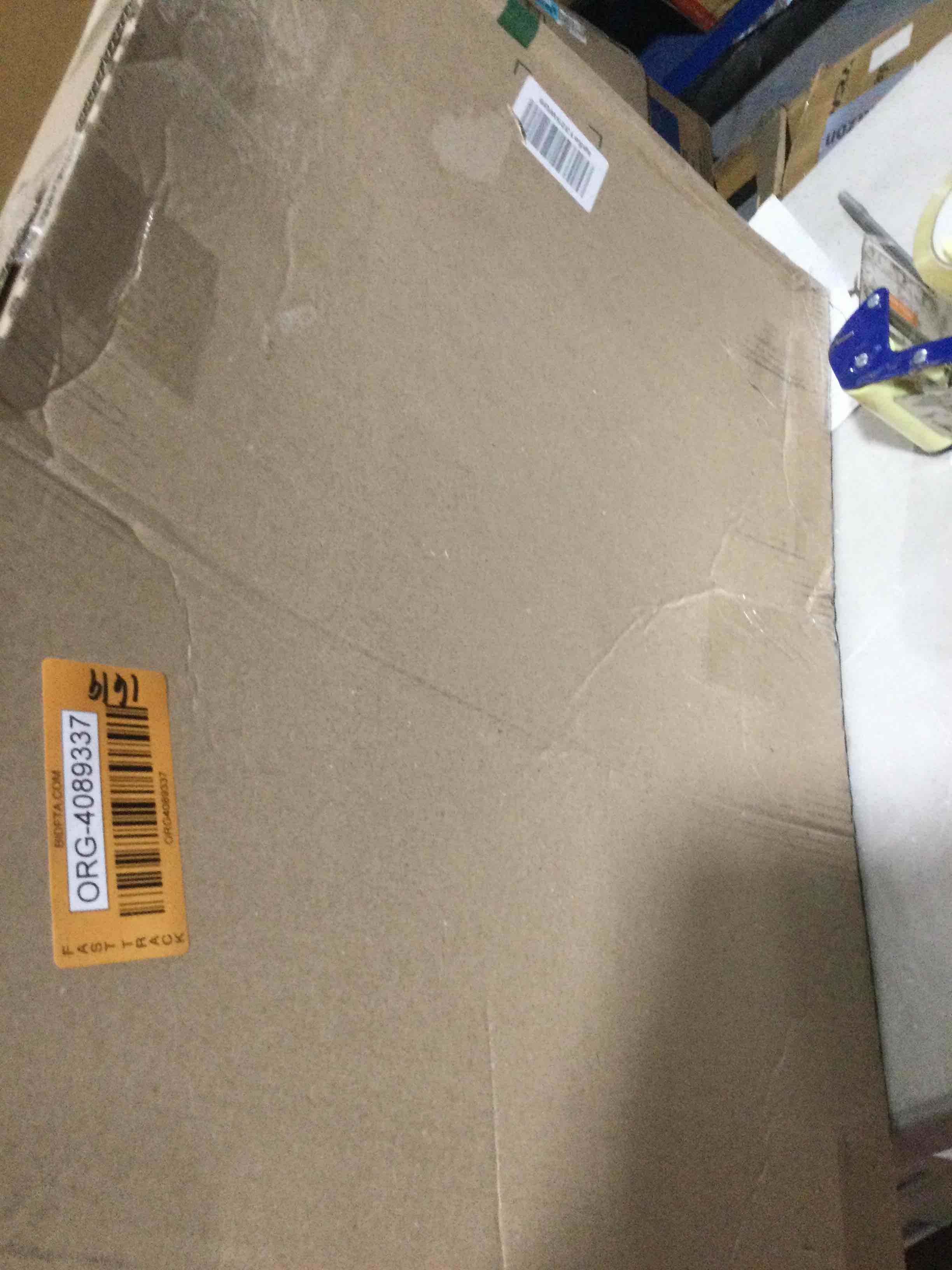 https://s3.amazonaws.com/lotting-images-prod/bidfta/ORG4089337_1712243158325.jpeg