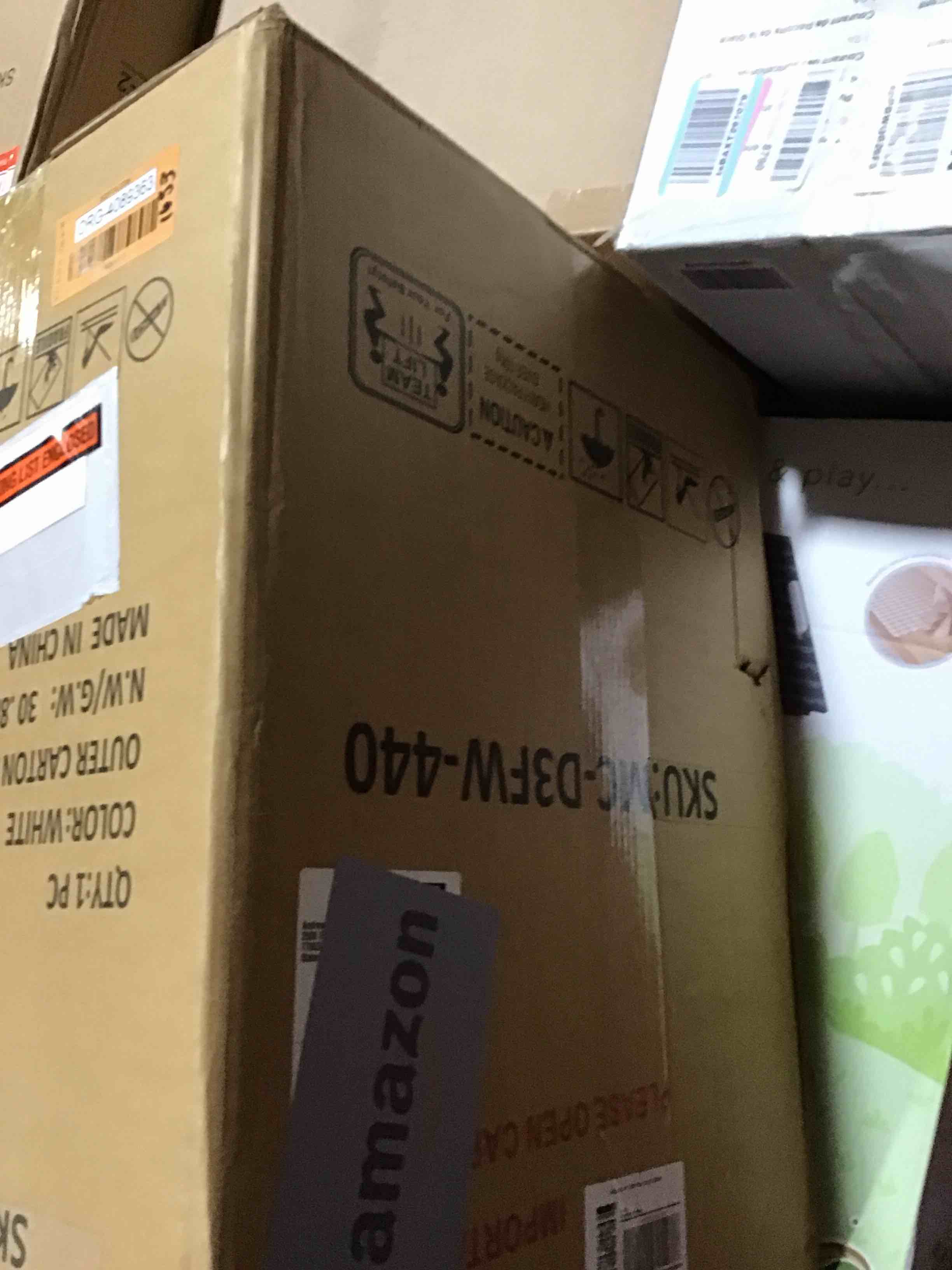 https://s3.amazonaws.com/lotting-images-prod/bidfta/ORG4089363_1712265340524.jpeg