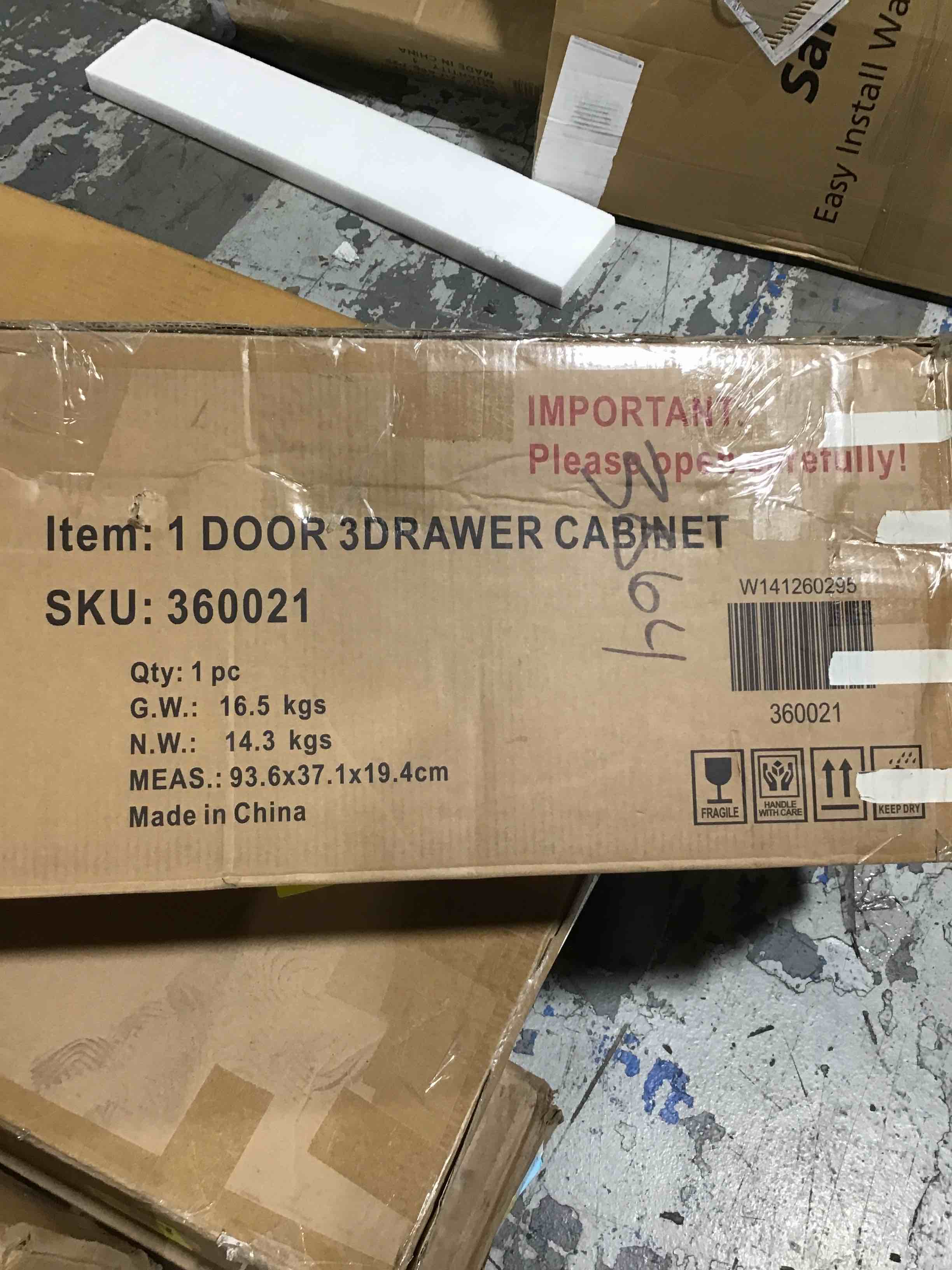 https://s3.amazonaws.com/lotting-images-prod/bidfta/ORG4089785_1696963180839.jpeg