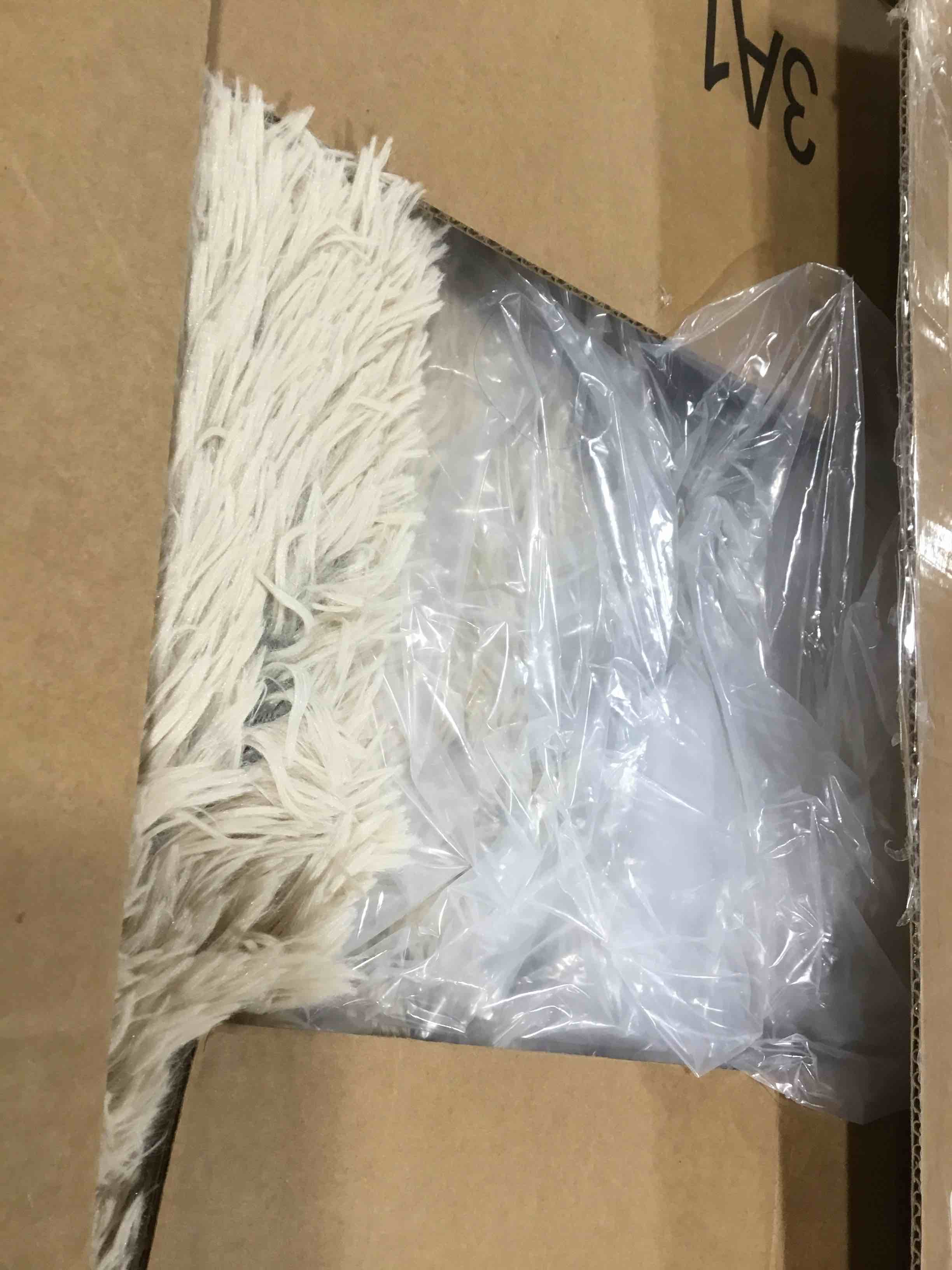https://s3.amazonaws.com/lotting-images-prod/bidfta/ORG4090982_1704732729508.jpeg
