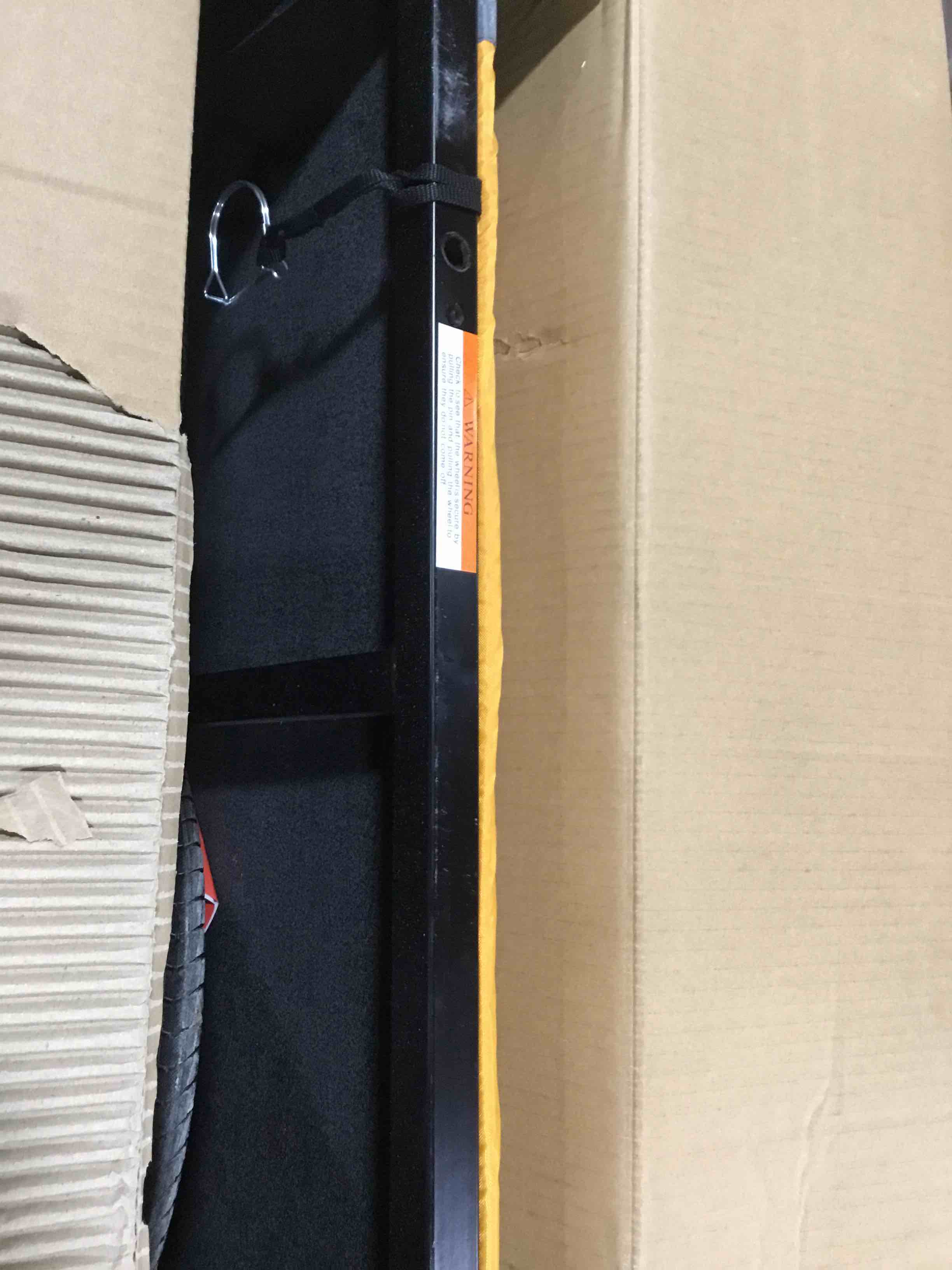 https://s3.amazonaws.com/lotting-images-prod/bidfta/ORG4090984_1704733034797.jpeg