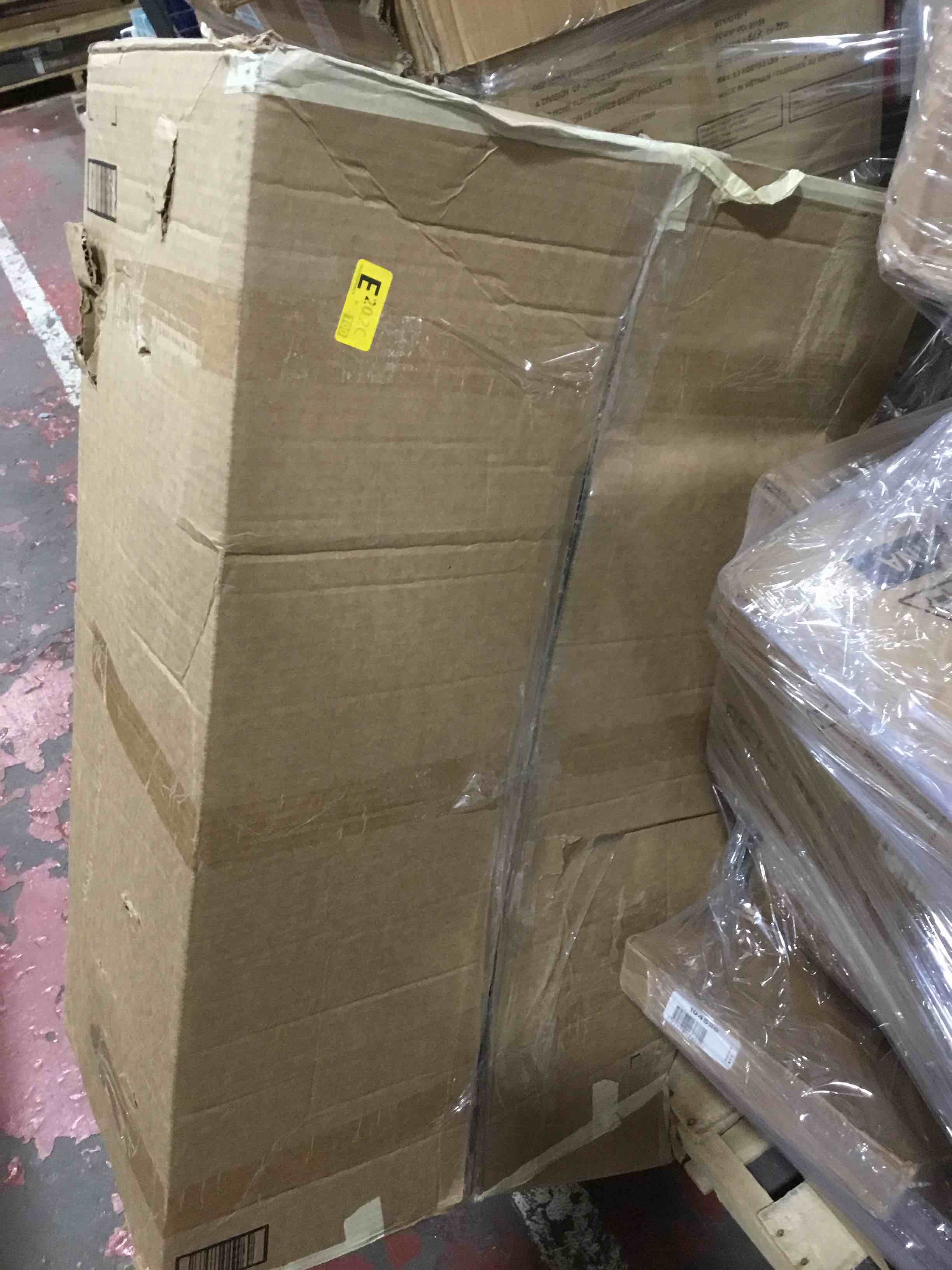 https://s3.amazonaws.com/lotting-images-prod/bidfta/ORG4090989_1704731958715.jpeg