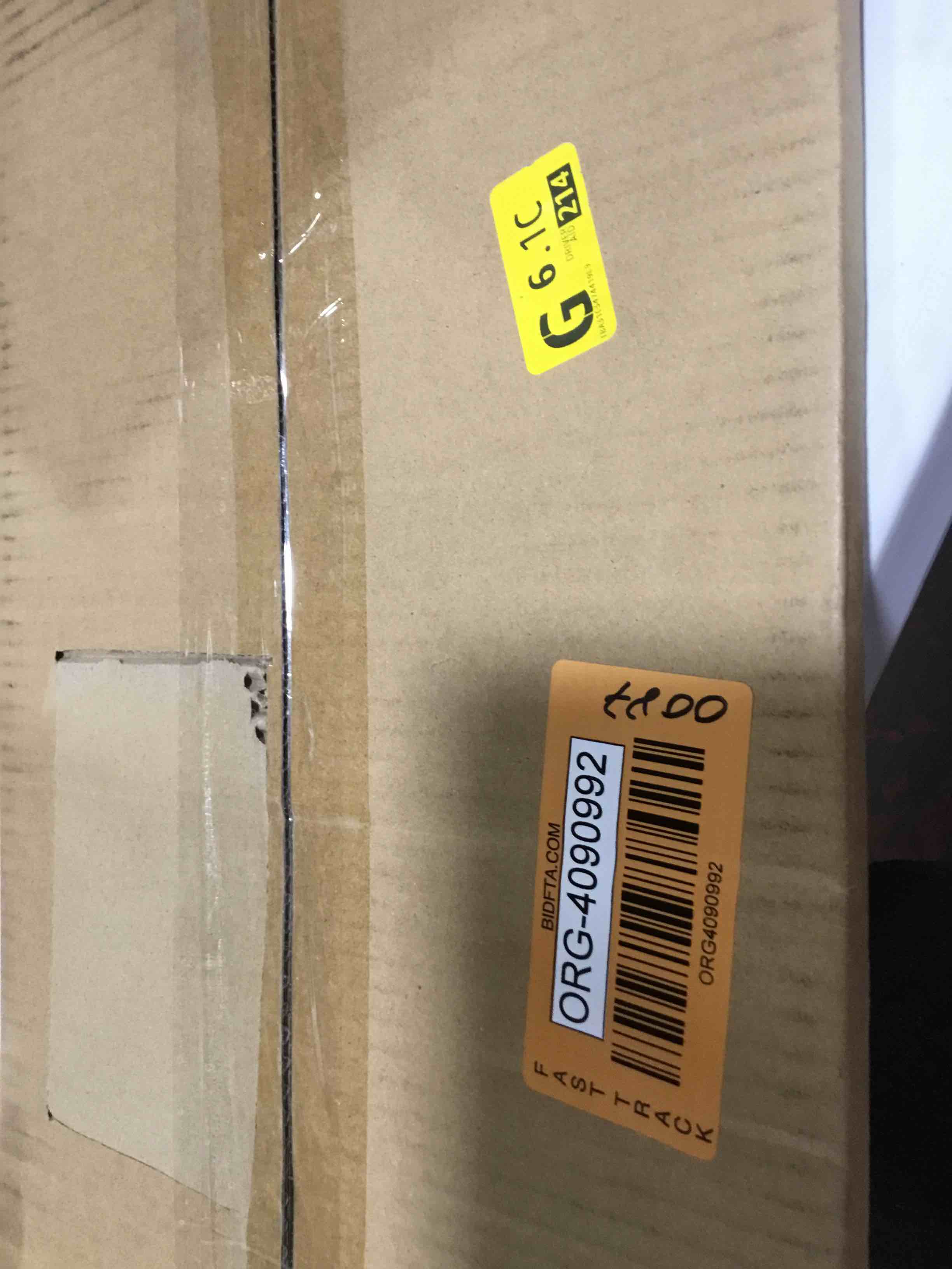 https://s3.amazonaws.com/lotting-images-prod/bidfta/ORG4090992_1704736159823.jpeg