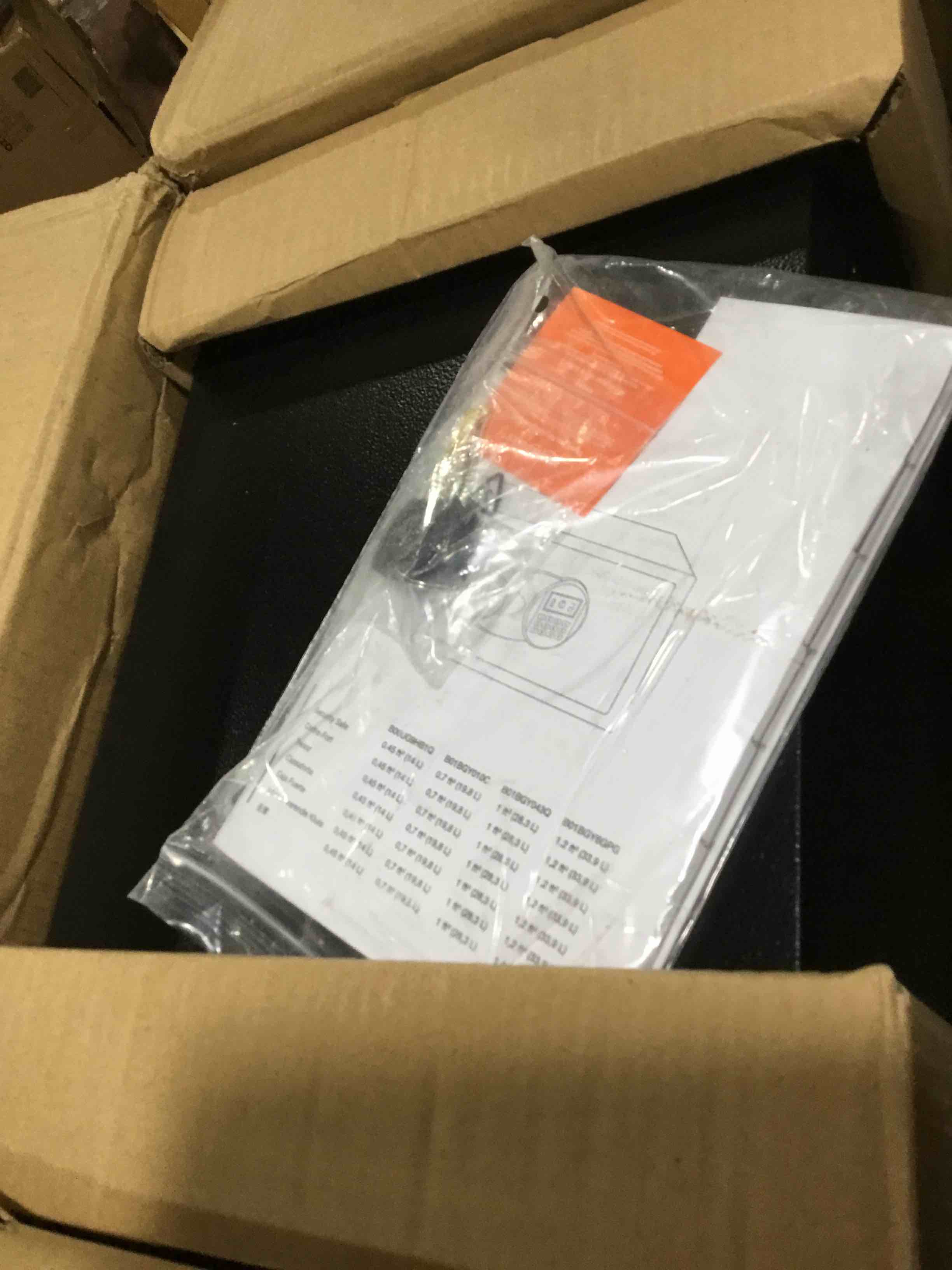 https://s3.amazonaws.com/lotting-images-prod/bidfta/ORG4091000_1704736413299.jpeg