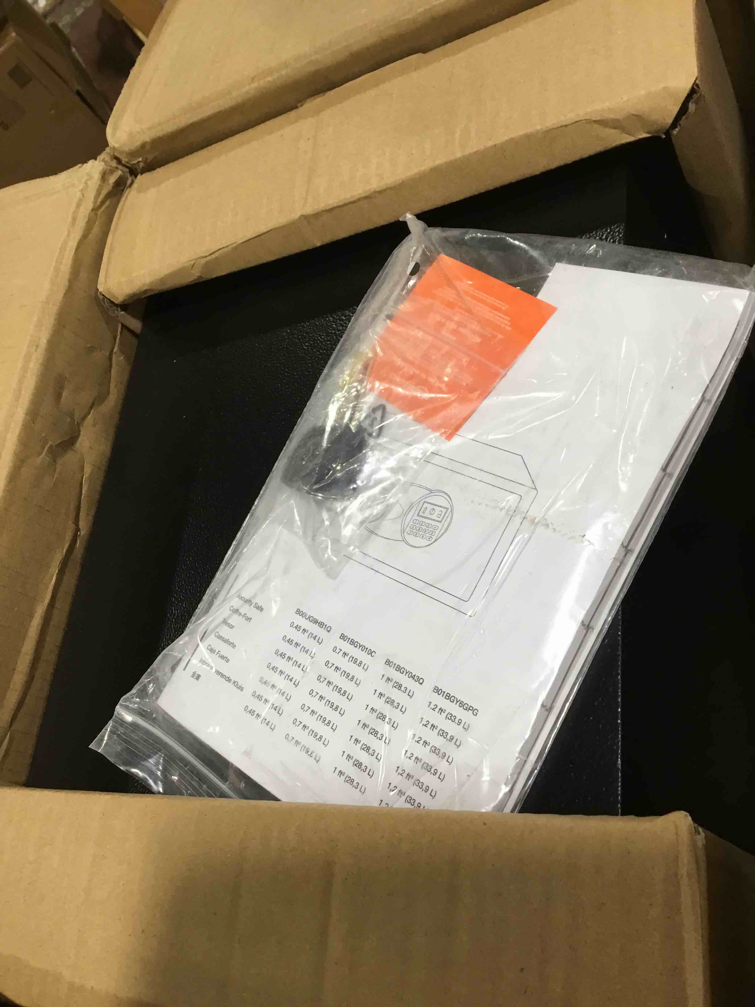 https://s3.amazonaws.com/lotting-images-prod/bidfta/ORG4091000_1704736414360.jpeg