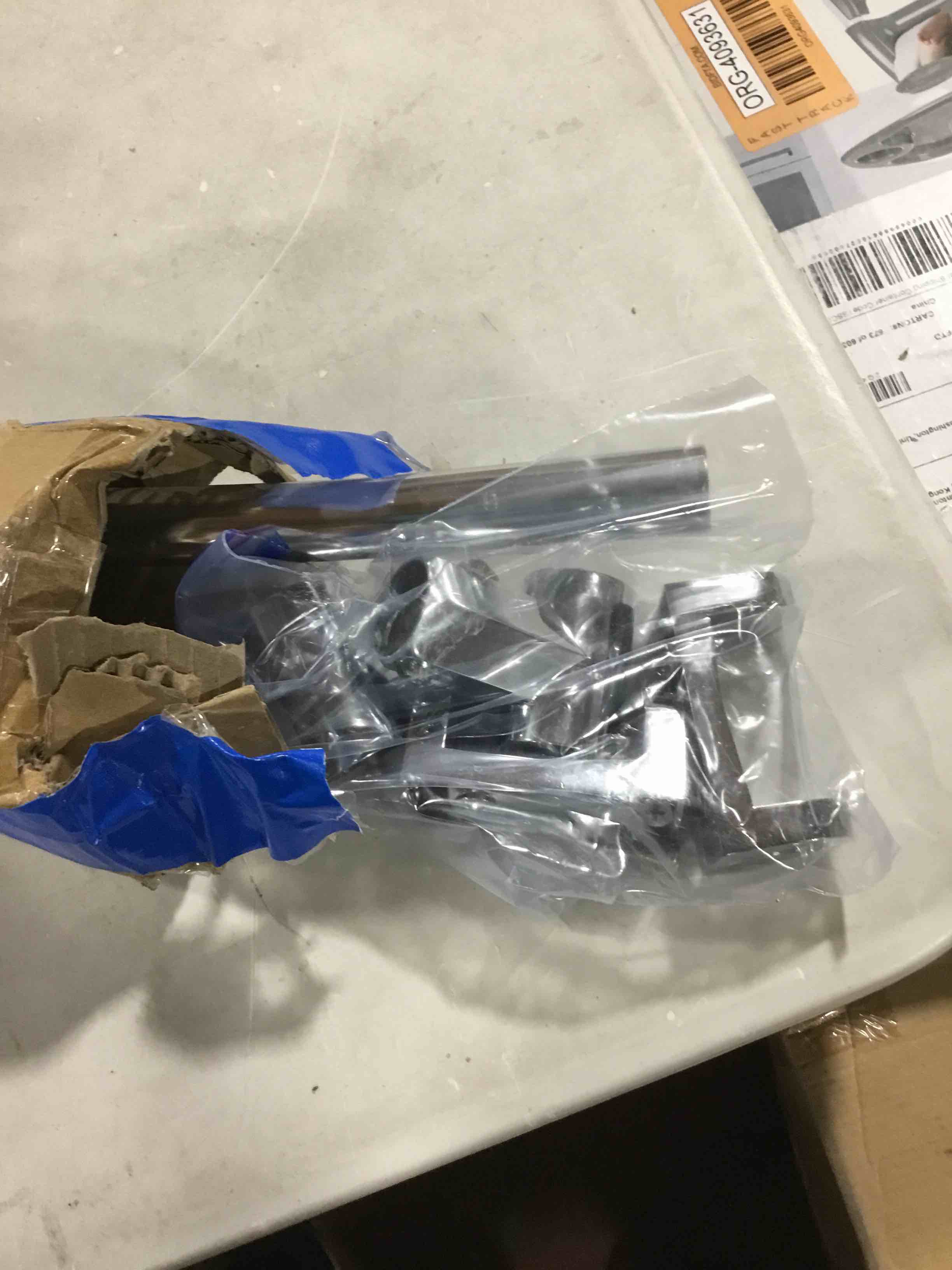 https://s3.amazonaws.com/lotting-images-prod/bidfta/ORG4093621_1707329940211.jpeg