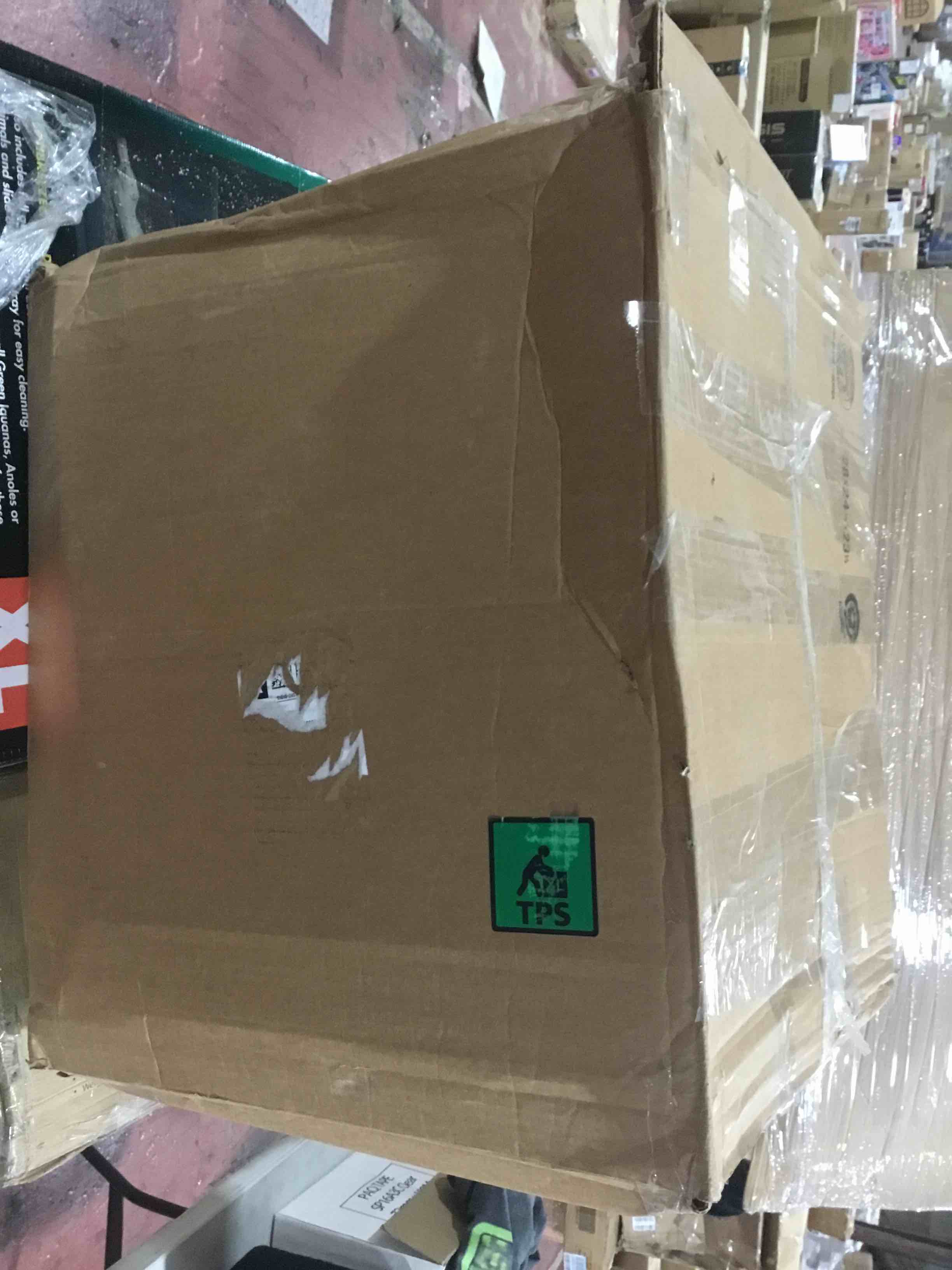 https://s3.amazonaws.com/lotting-images-prod/bidfta/ORG4094044_1704912522631.jpeg