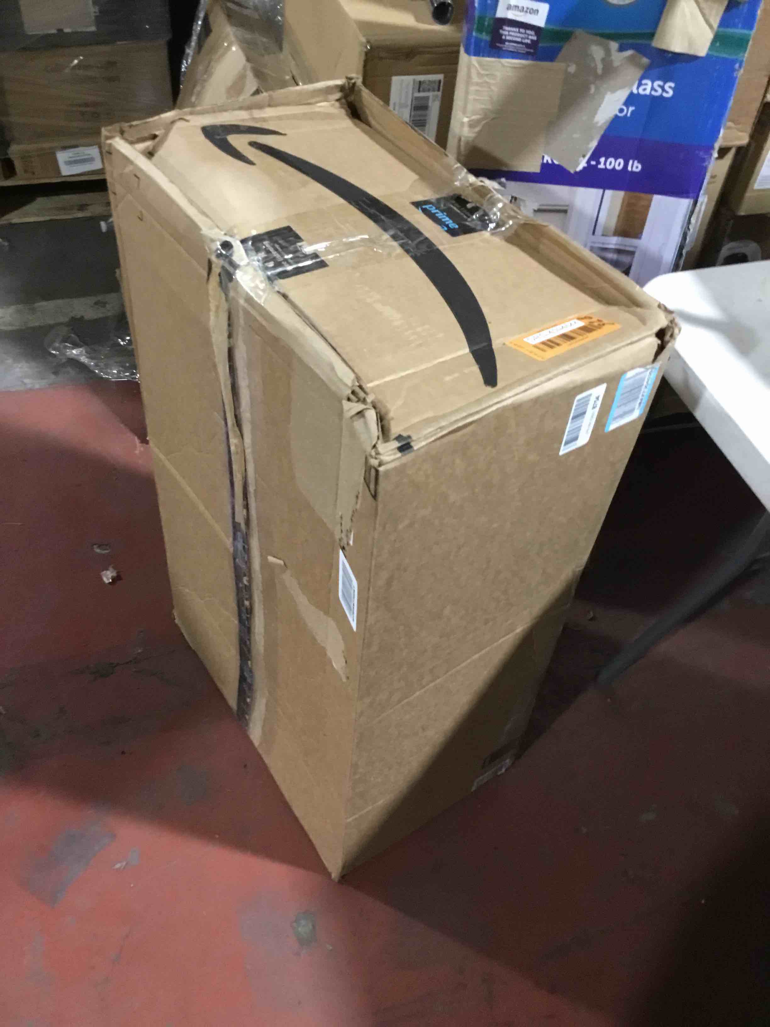https://s3.amazonaws.com/lotting-images-prod/bidfta/ORG4094644_1708630002721.jpeg