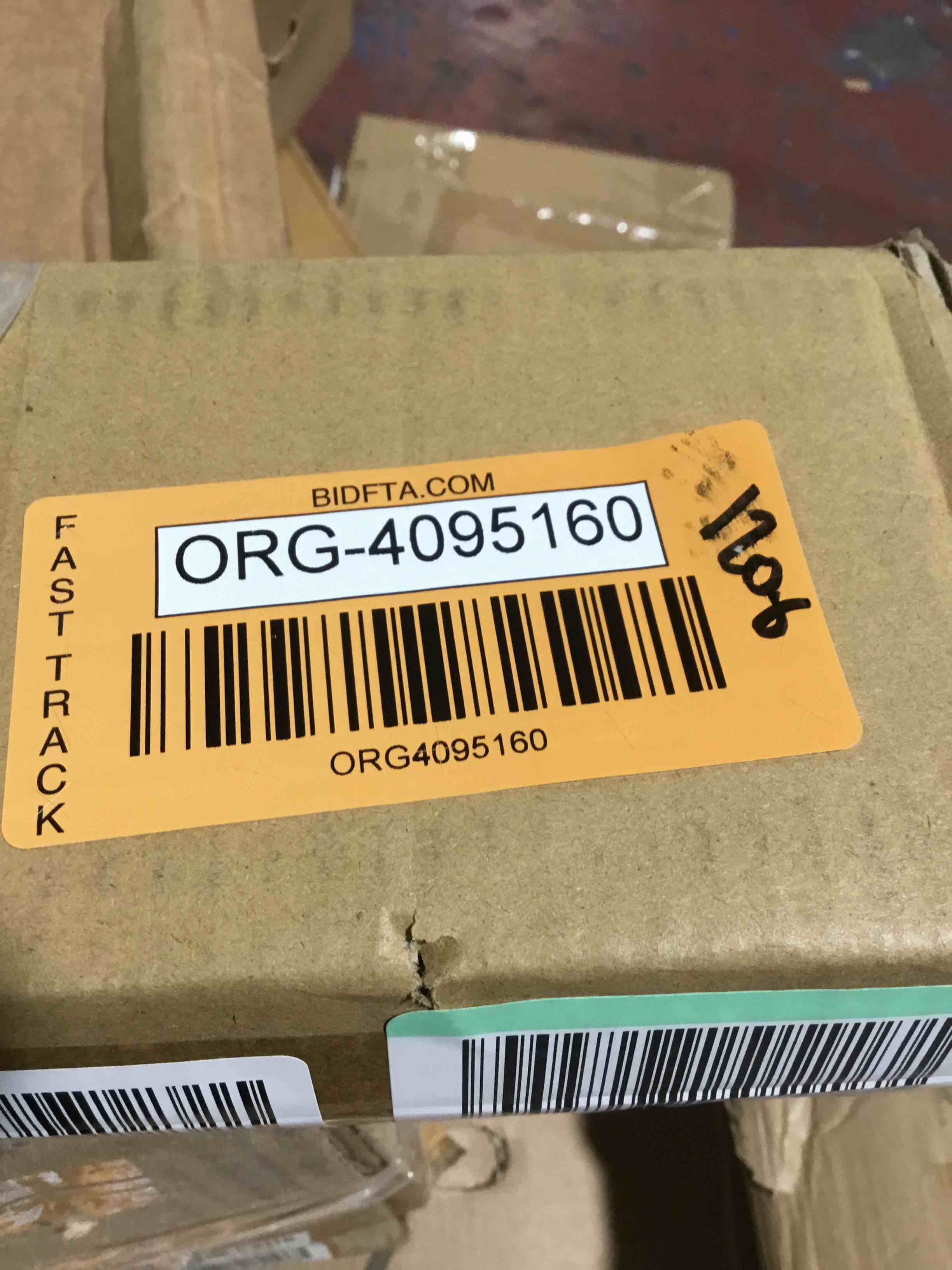 https://s3.amazonaws.com/lotting-images-prod/bidfta/ORG4095160_1709916693424.jpeg