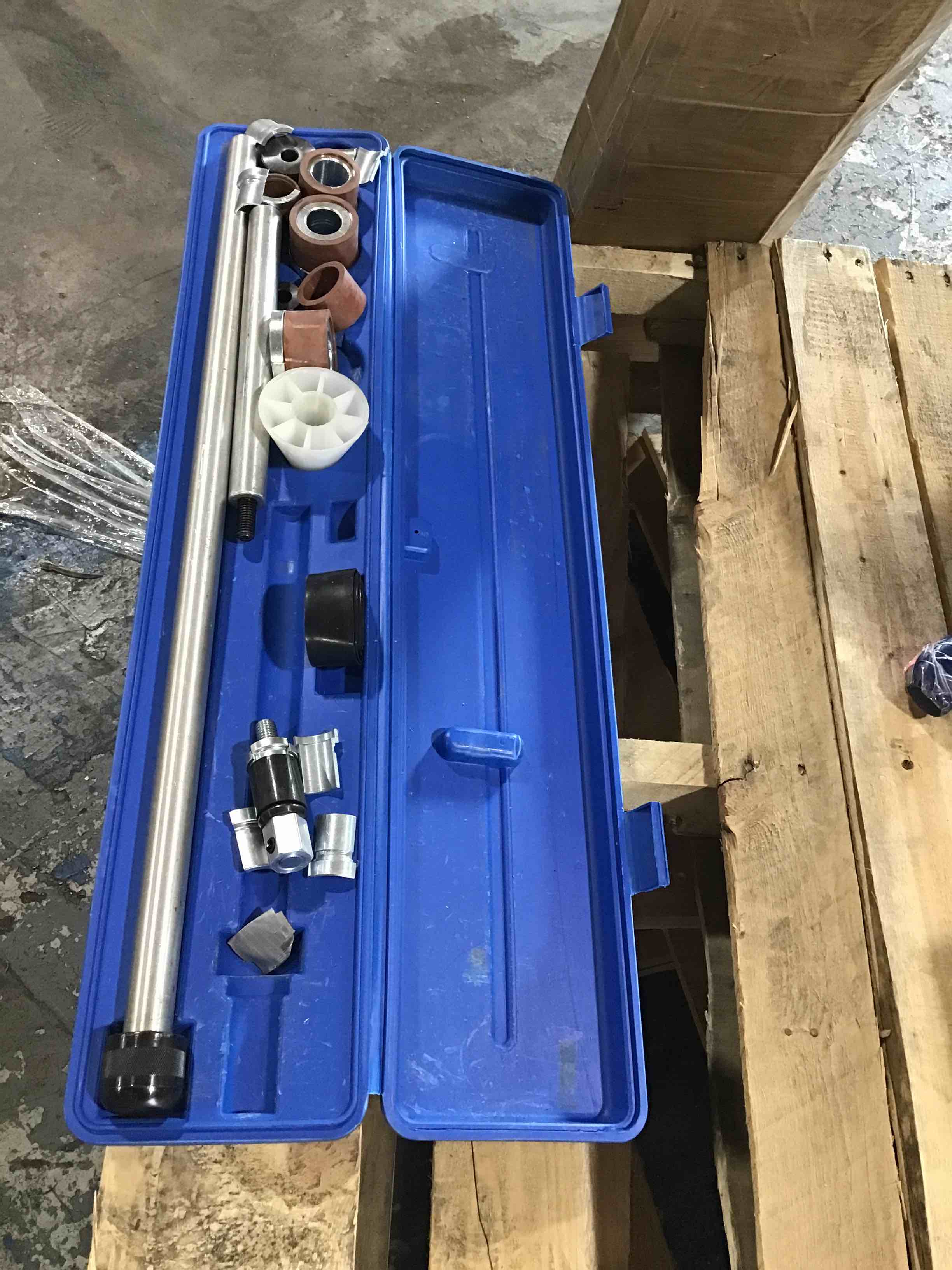 8MILELAKE Universal Camshaft Bearing Tool Installation Removal with Case