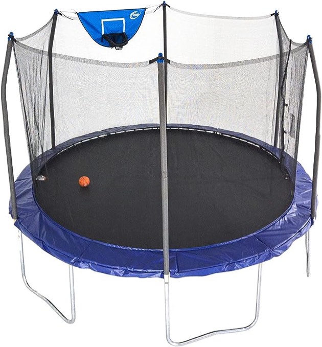 Skywalker Trampolines Jump N' Dunk - Cama elástica con red protectora, trampolín con aro de baloncesto (8 pies, 12 pies, 15 pies)