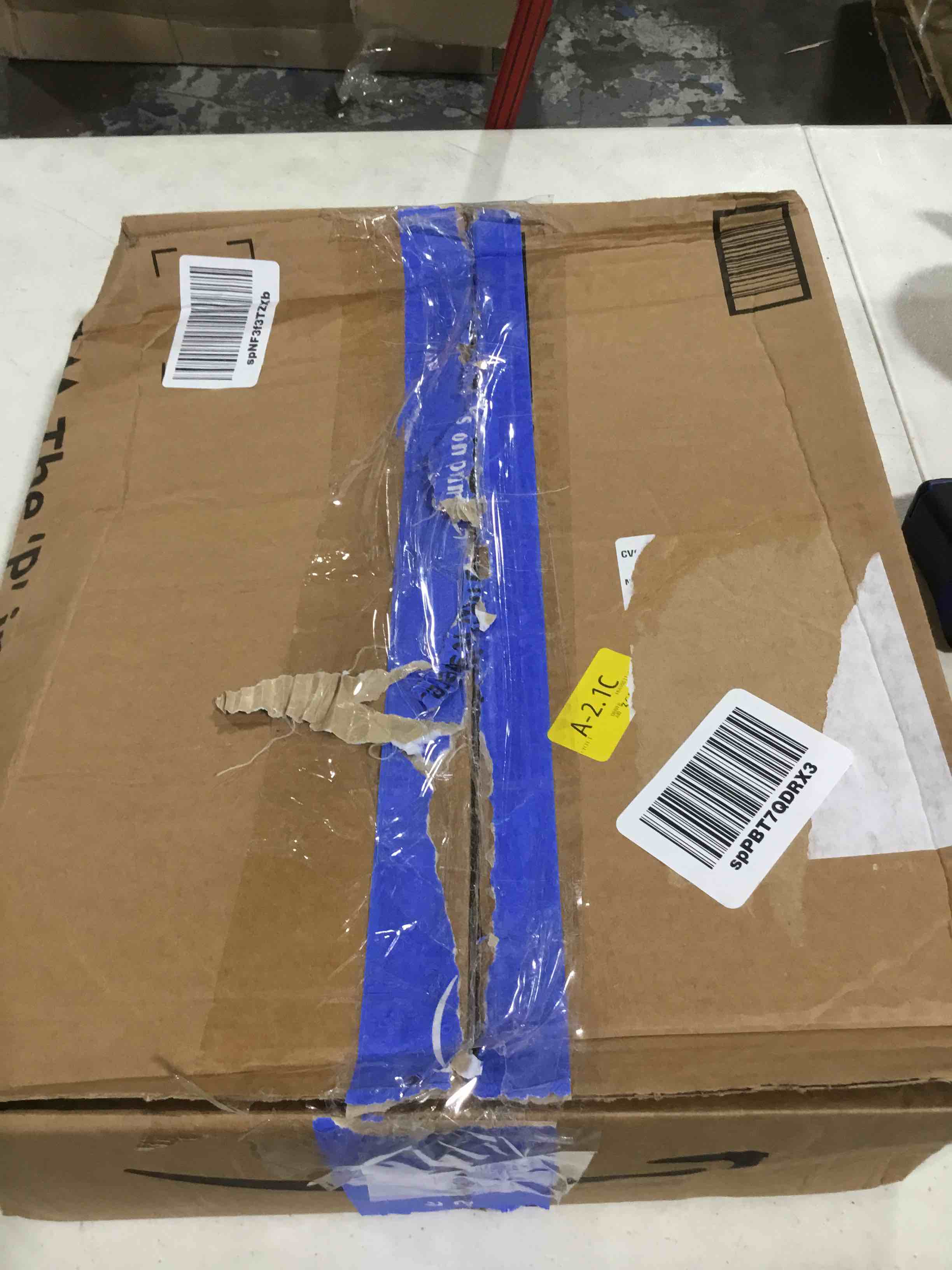 https://s3.amazonaws.com/lotting-images-prod/bidfta/ORG4098178_1695385719099.jpeg