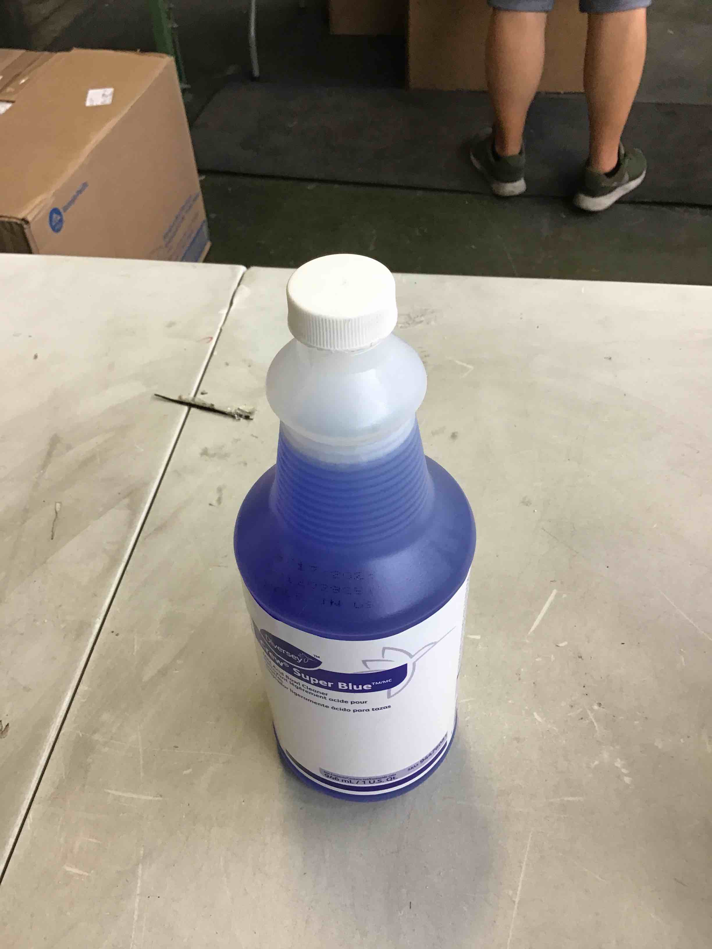 DIVERSEY 94476081 Crew Super Blue Mild Acid Bowl Cleaner (12 per Case), 1 quart