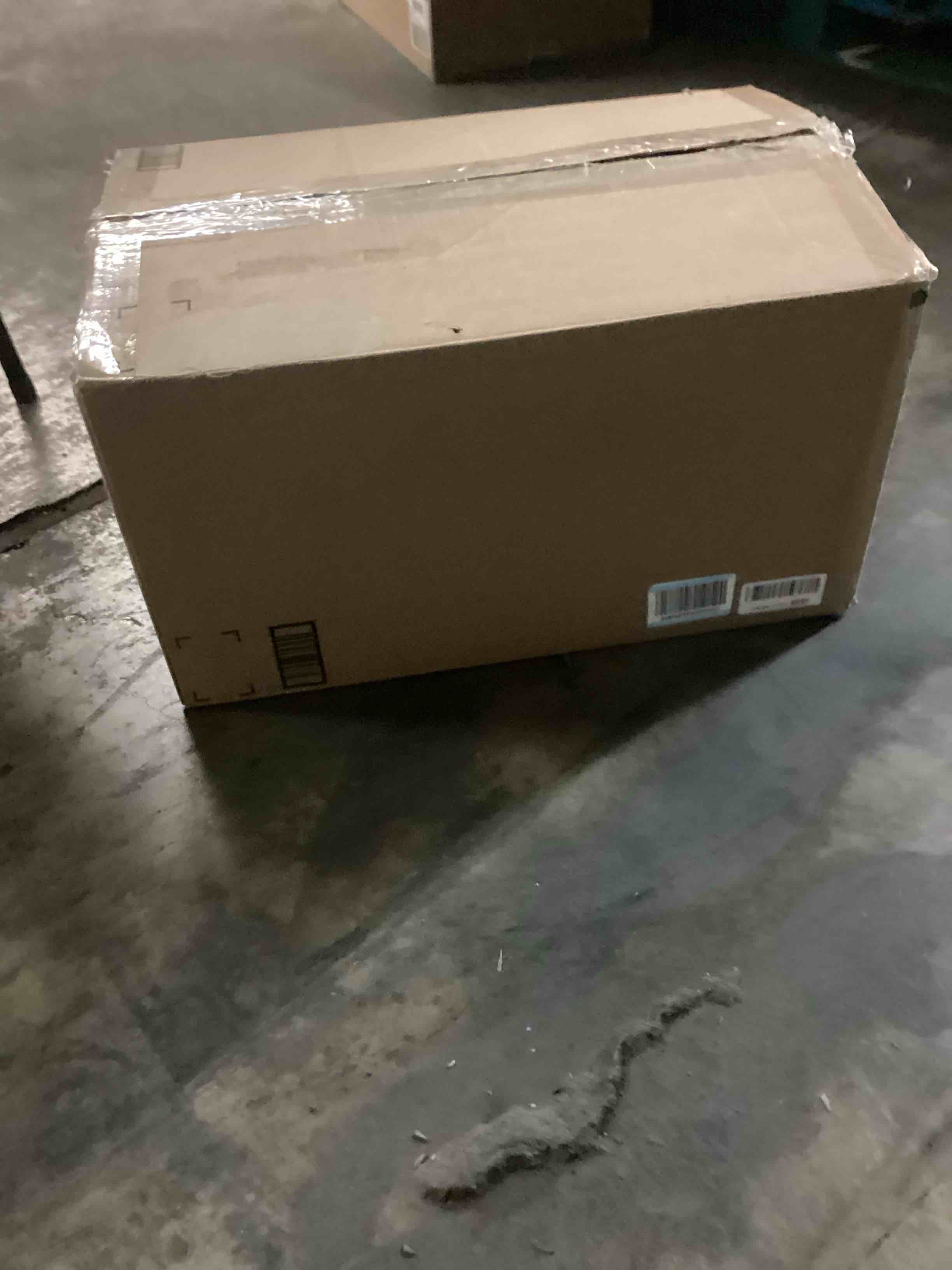 https://s3.amazonaws.com/lotting-images-prod/bidfta/ORG4115629_1700597767009.jpeg