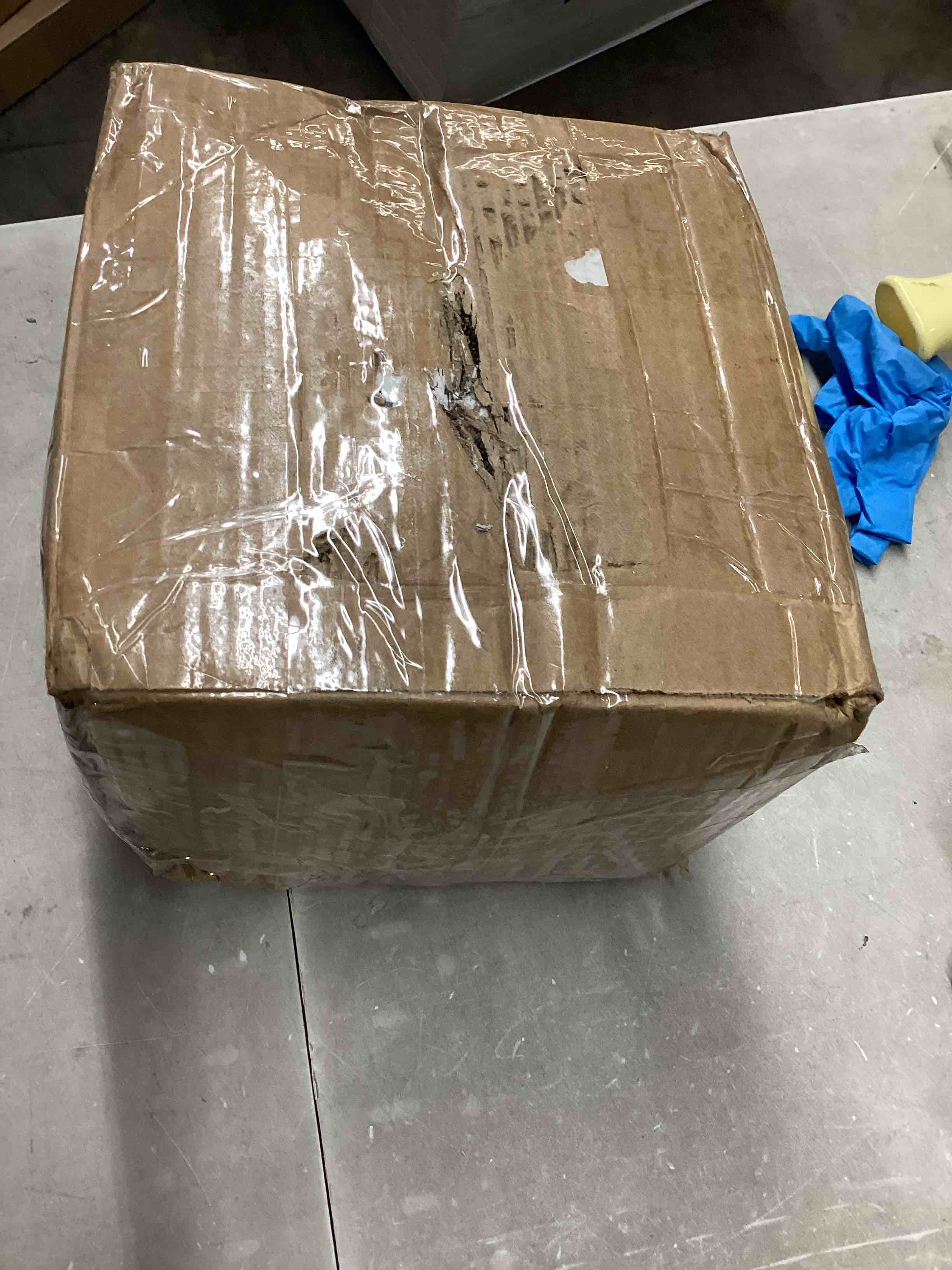 https://s3.amazonaws.com/lotting-images-prod/bidfta/ORG4117443_1701095785815.jpeg