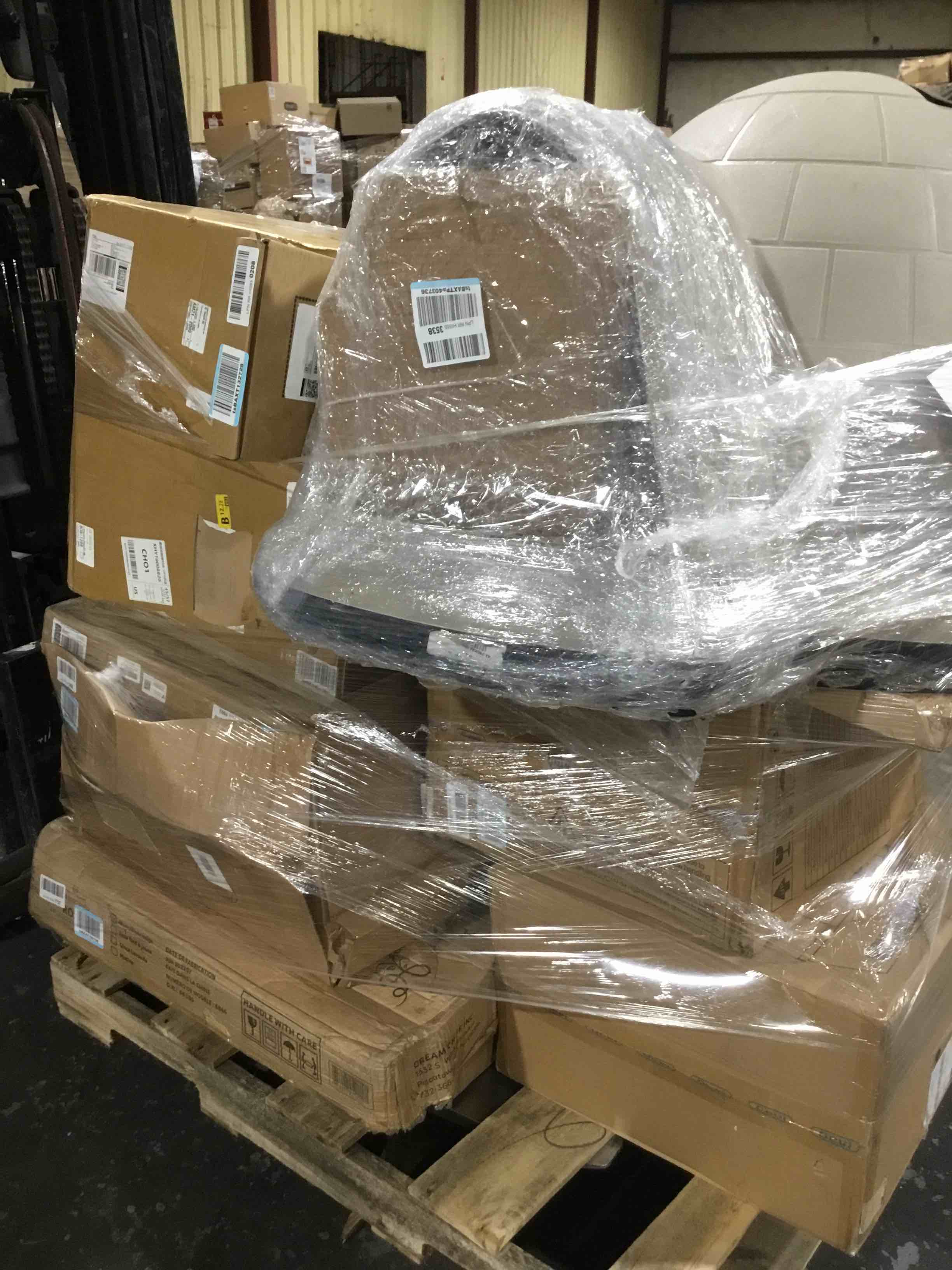 https://s3.amazonaws.com/lotting-images-prod/bidfta/ORG4148825_1707782897872.jpeg