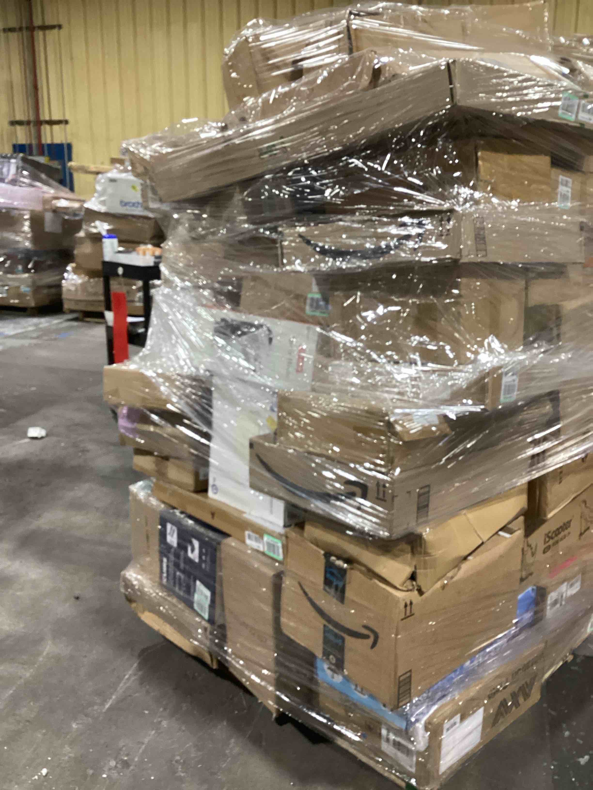 https://s3.amazonaws.com/lotting-images-prod/bidfta/ORG4149048_1708370992867.jpeg