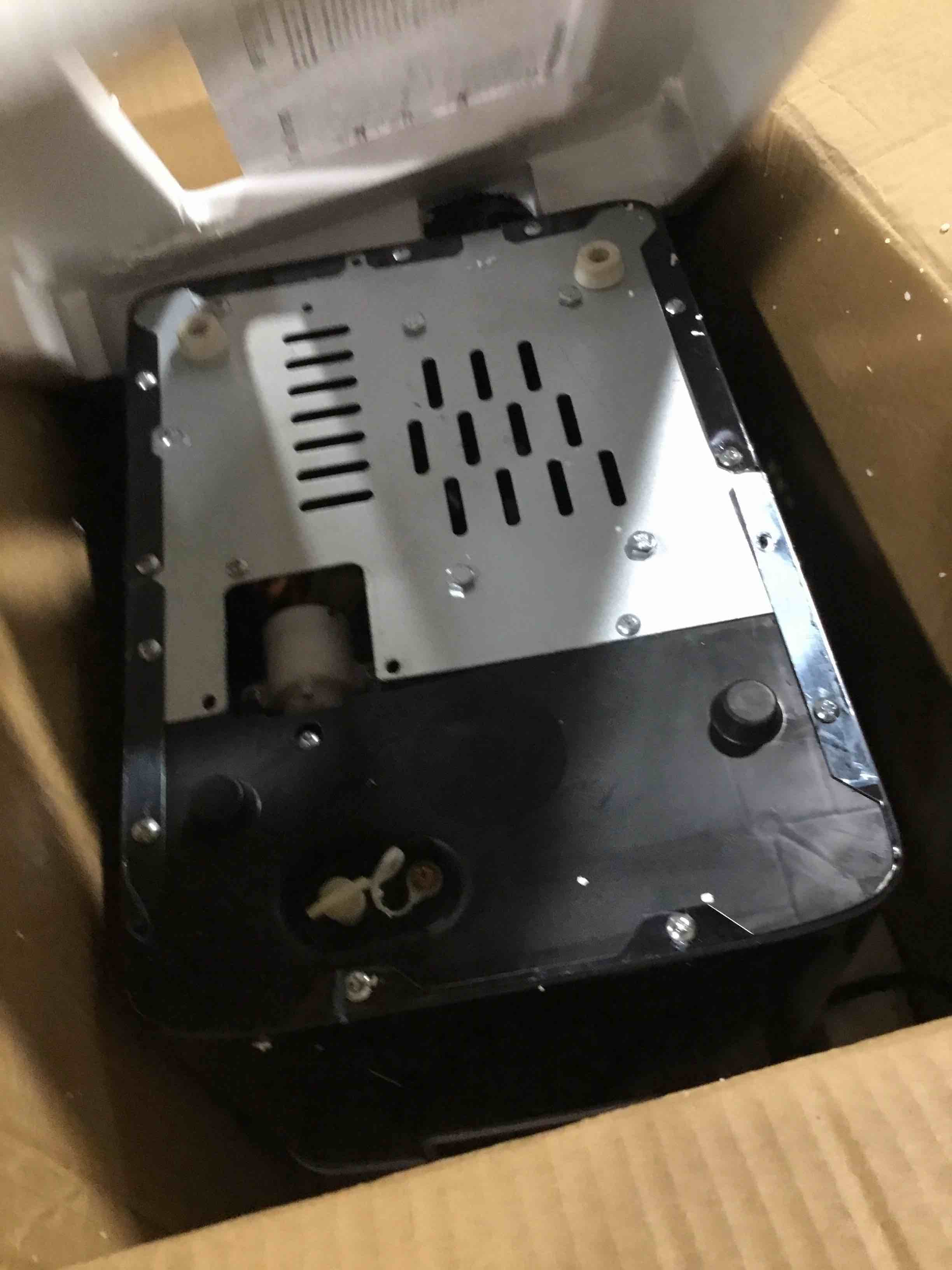 https://s3.amazonaws.com/lotting-images-prod/bidfta/ORG4153086_1708023390856.jpeg