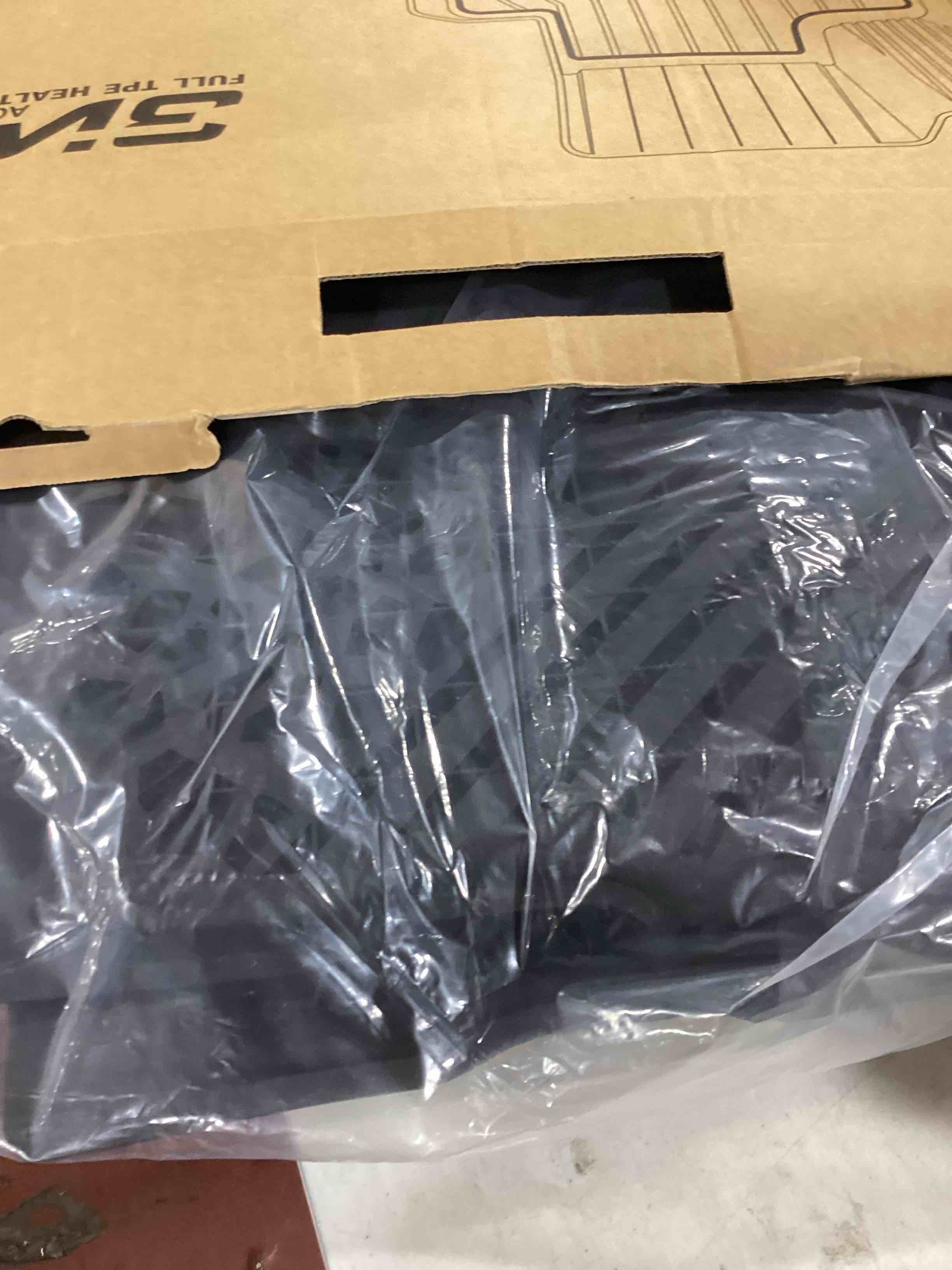 https://s3.amazonaws.com/lotting-images-prod/bidfta/ORG4157050_1708709734636.jpeg