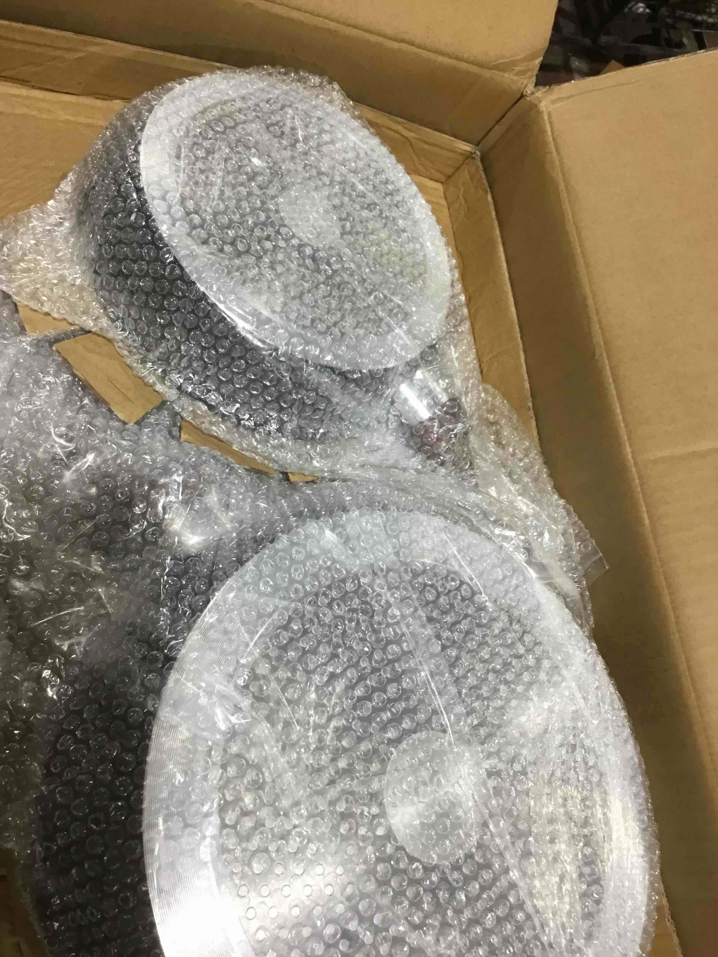 https://s3.amazonaws.com/lotting-images-prod/bidfta/ORG4157233_1709052223687.jpeg