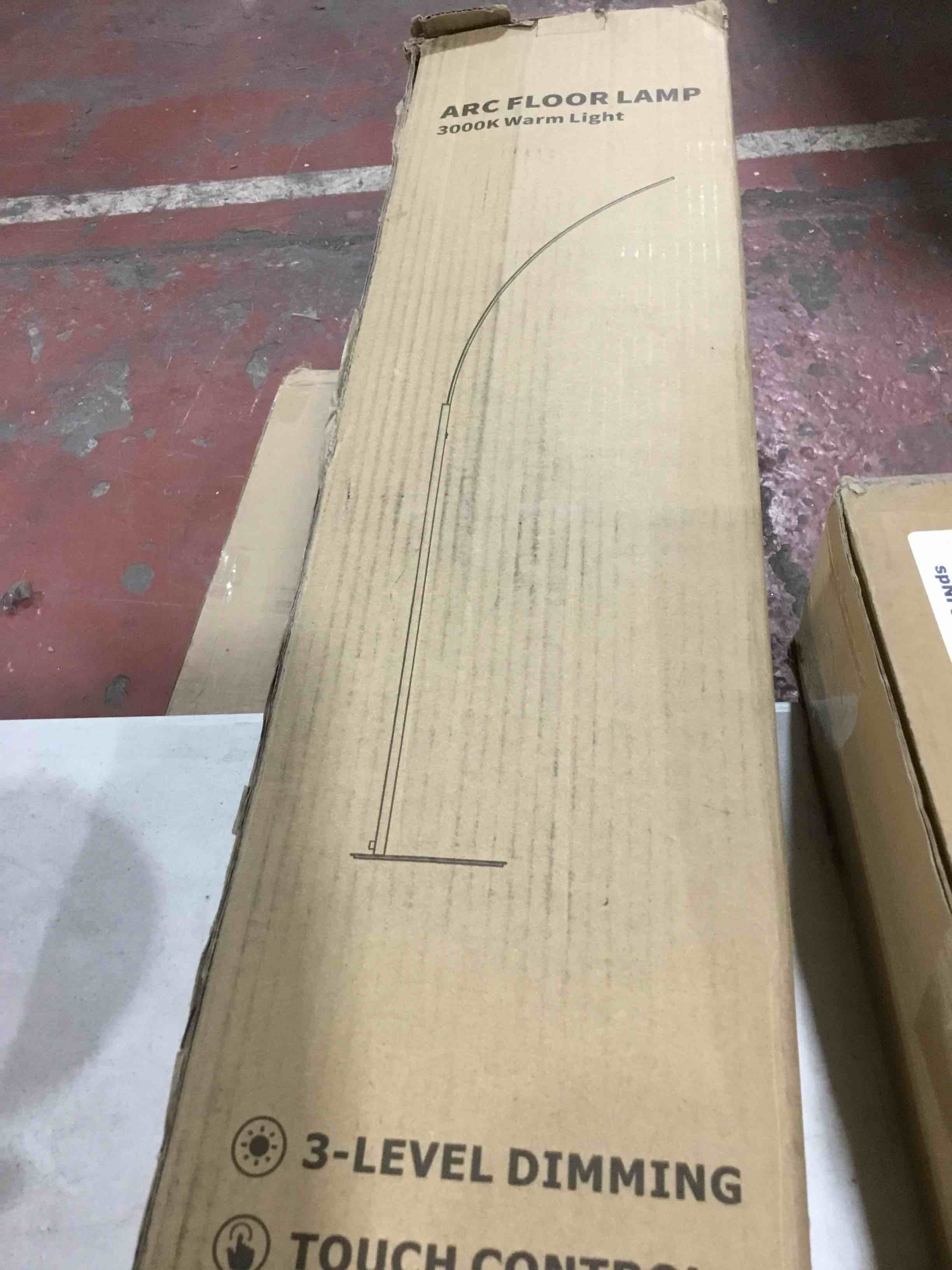 https://s3.amazonaws.com/lotting-images-prod/bidfta/ORG4157250_1709051032106.jpeg