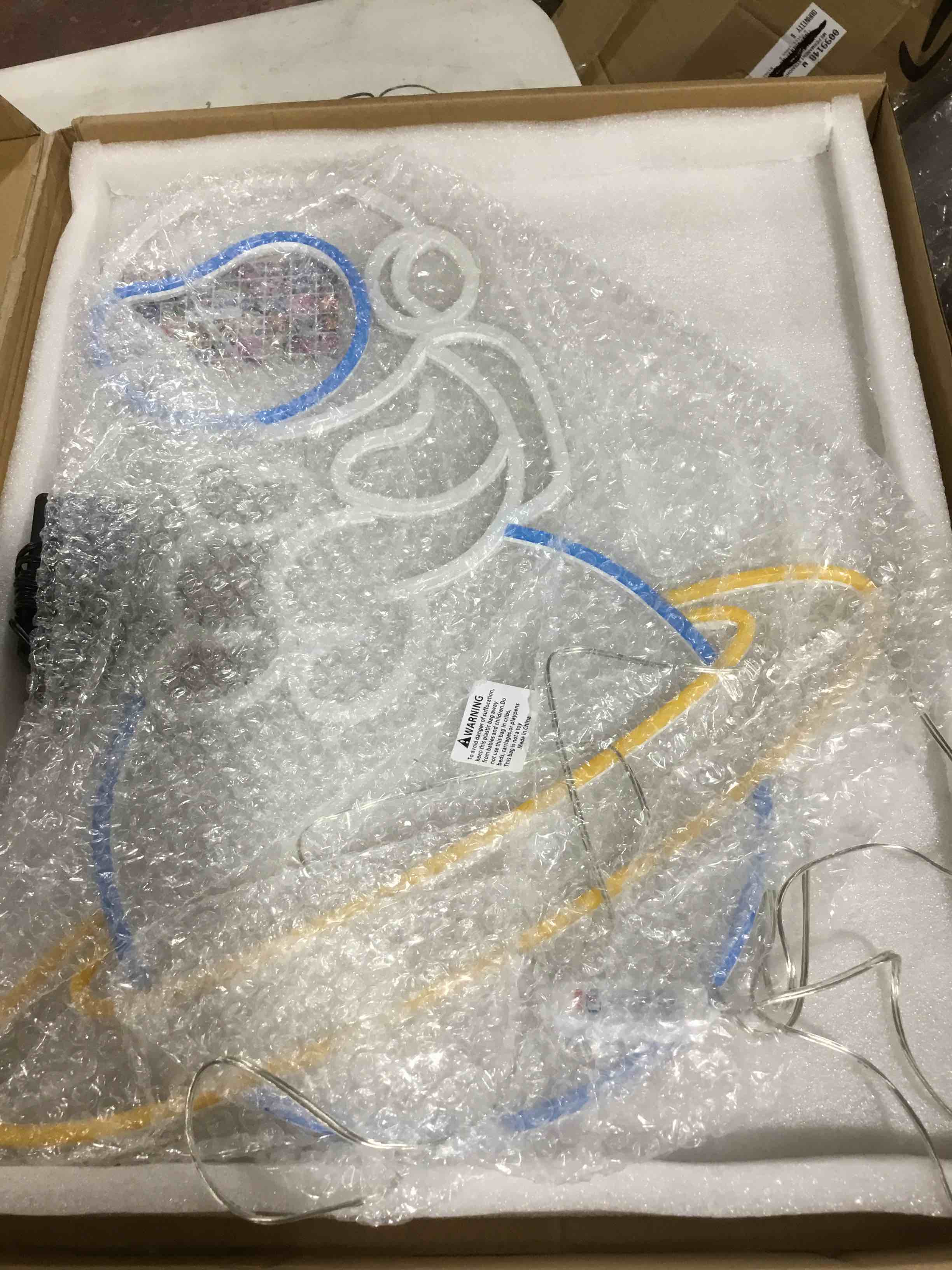 https://s3.amazonaws.com/lotting-images-prod/bidfta/ORG4157277_1709065359021.jpeg