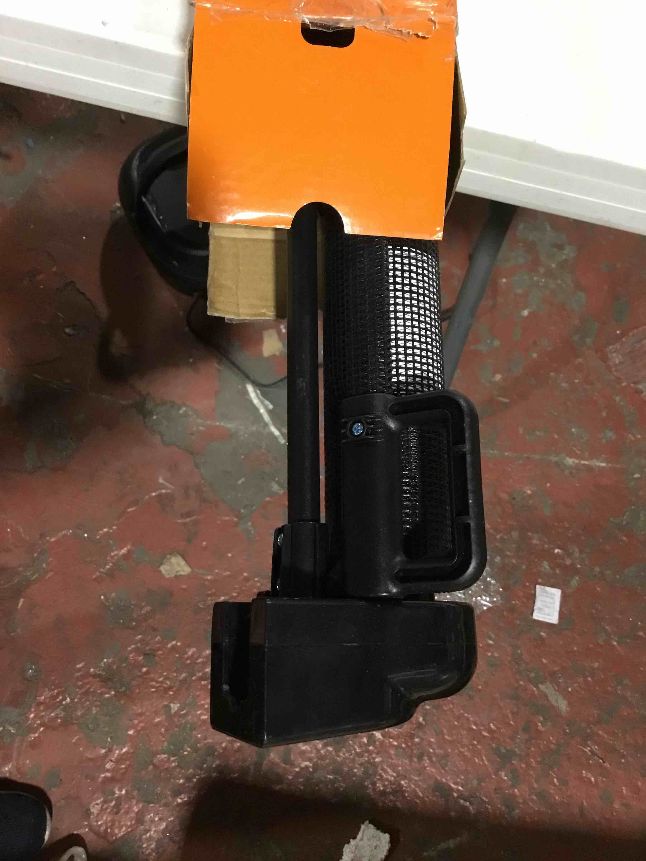 https://s3.amazonaws.com/lotting-images-prod/bidfta/ORG4157278_1709065073135.jpeg