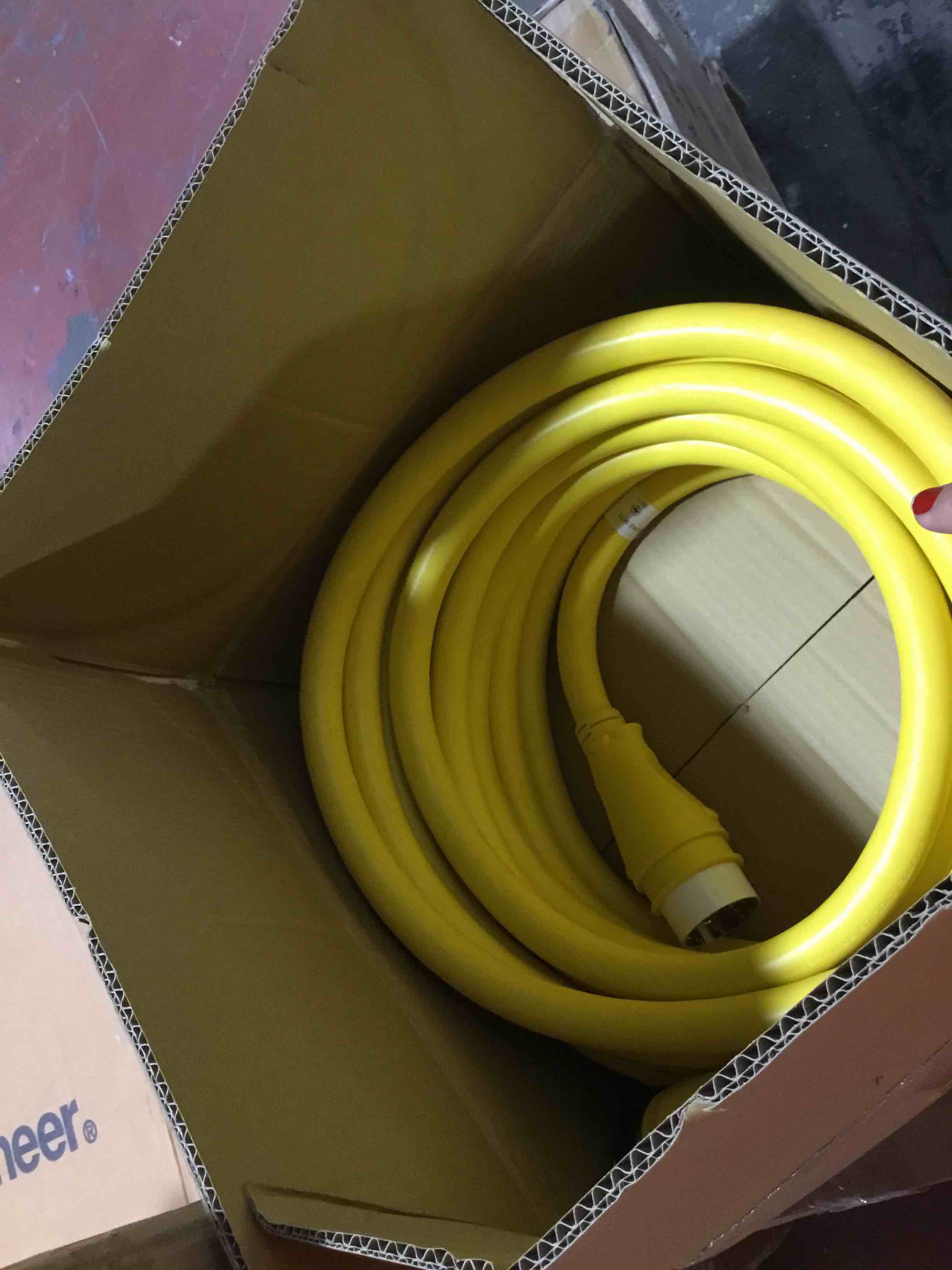 https://s3.amazonaws.com/lotting-images-prod/bidfta/ORG4158965_1710535443958.jpeg