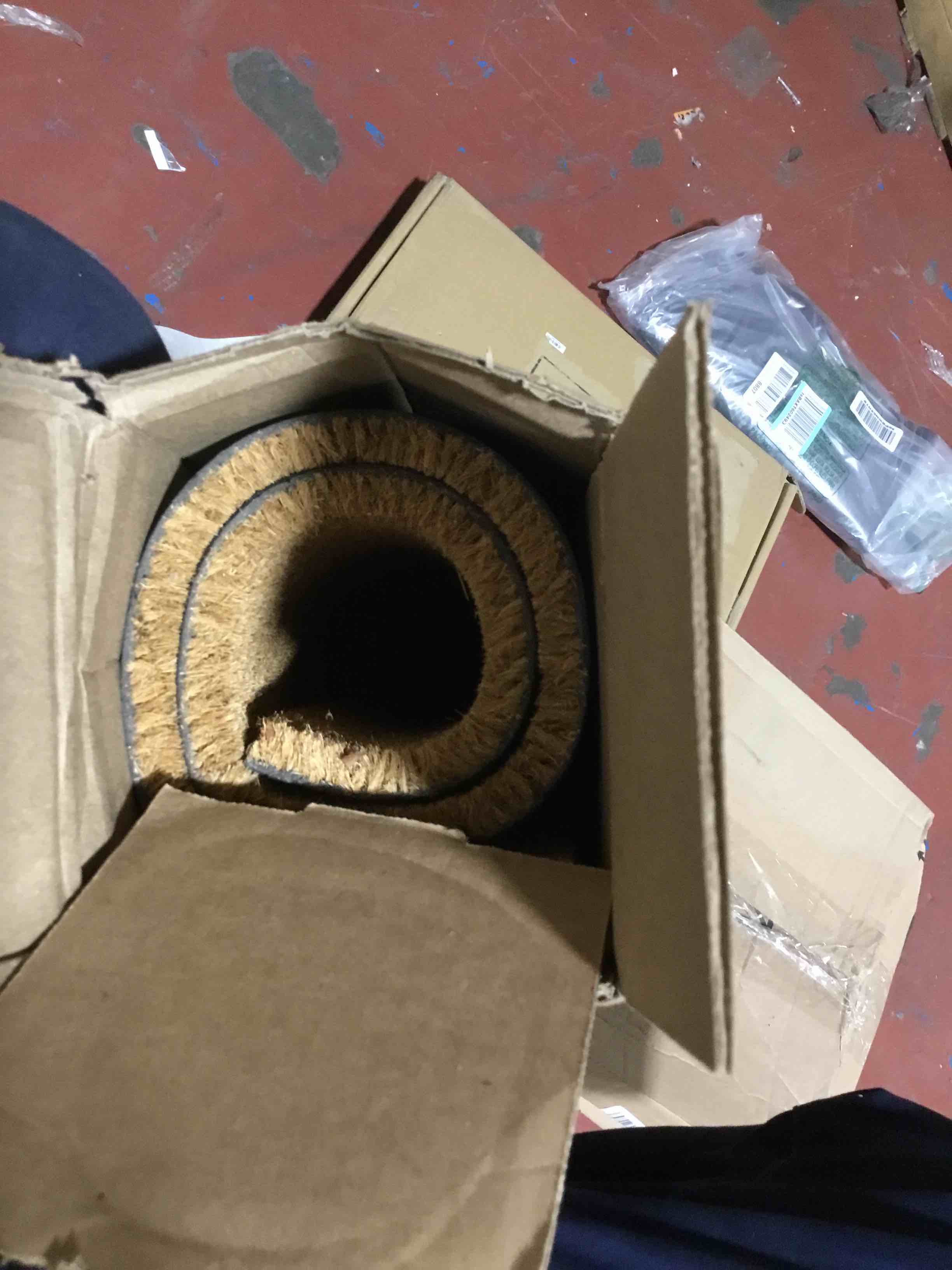 https://s3.amazonaws.com/lotting-images-prod/bidfta/ORG4158973_1710537299429.jpeg