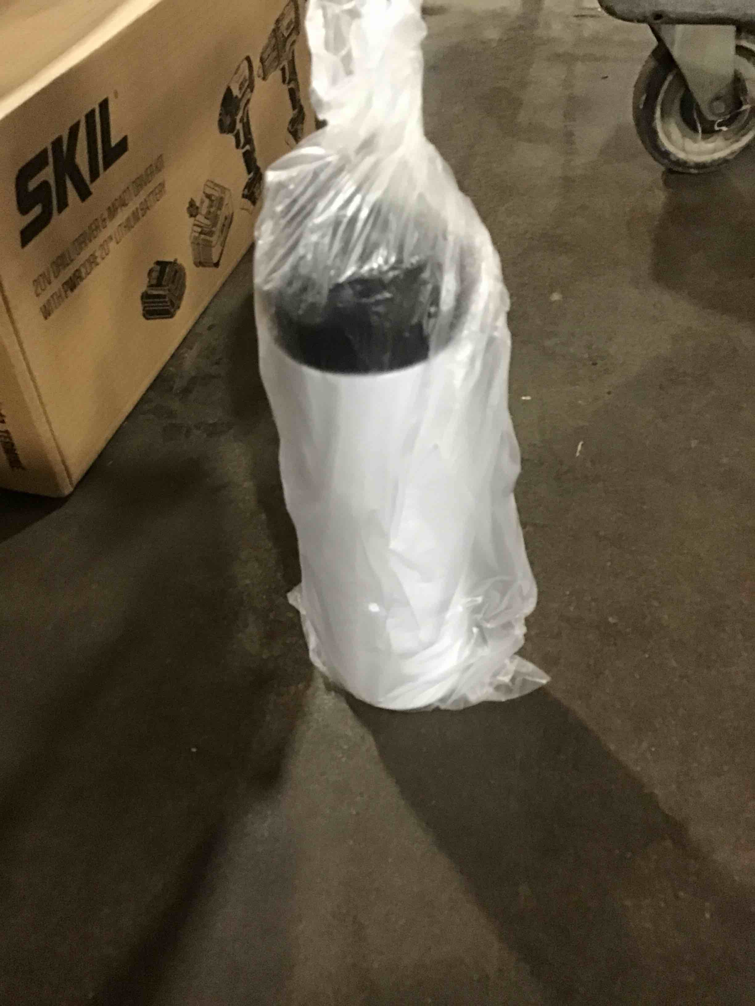 https://s3.amazonaws.com/lotting-images-prod/bidfta/ORG4202839_1699035069387.jpeg