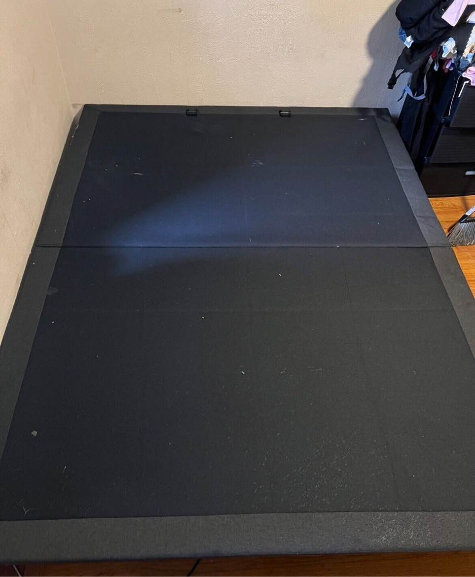 ADJUSTABLE BED FRAME I