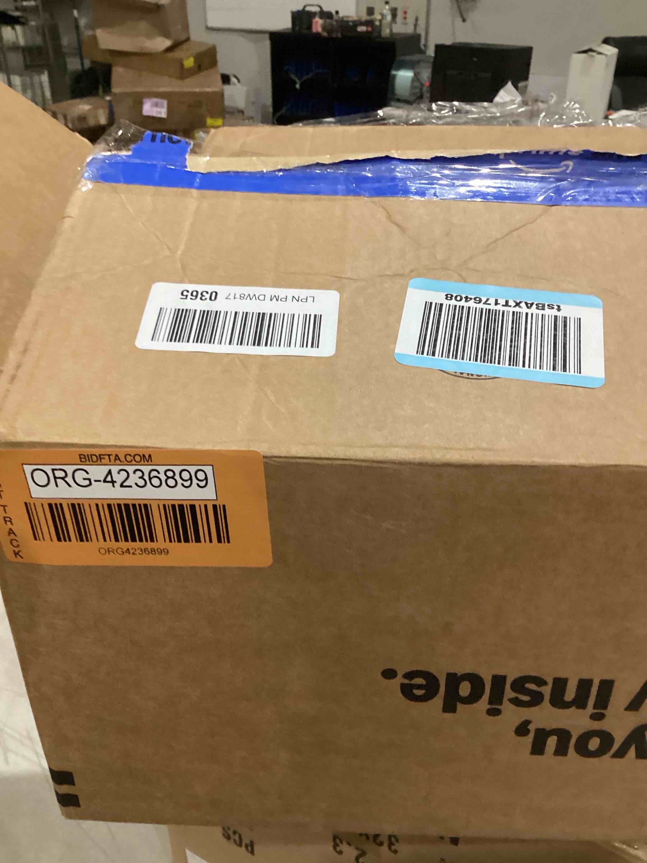 https://s3.amazonaws.com/lotting-images-prod/bidfta/ORG4236899_1749493606274.jpeg