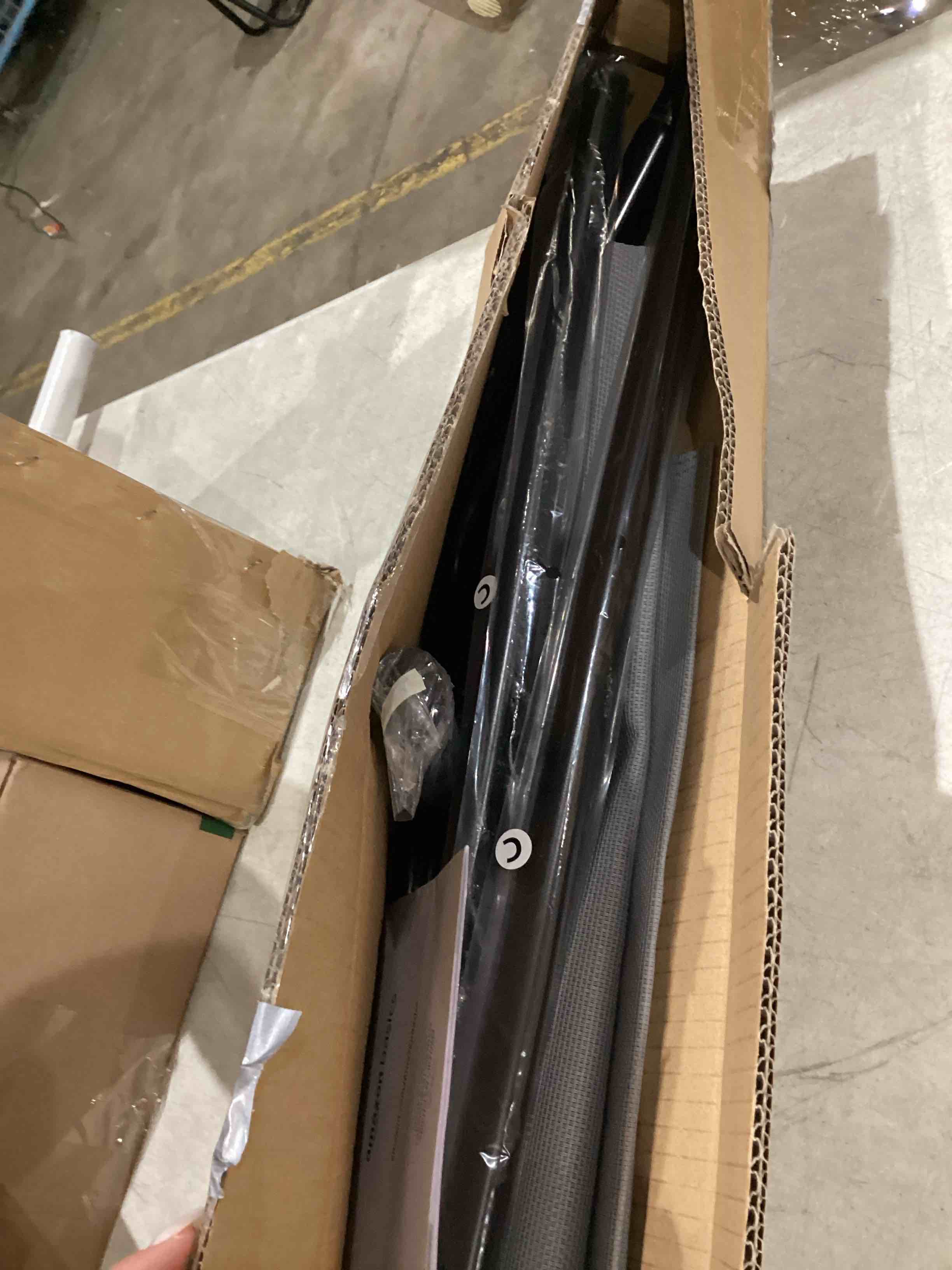 https://s3.amazonaws.com/lotting-images-prod/bidfta/ORG4237337_1751046544236.jpeg