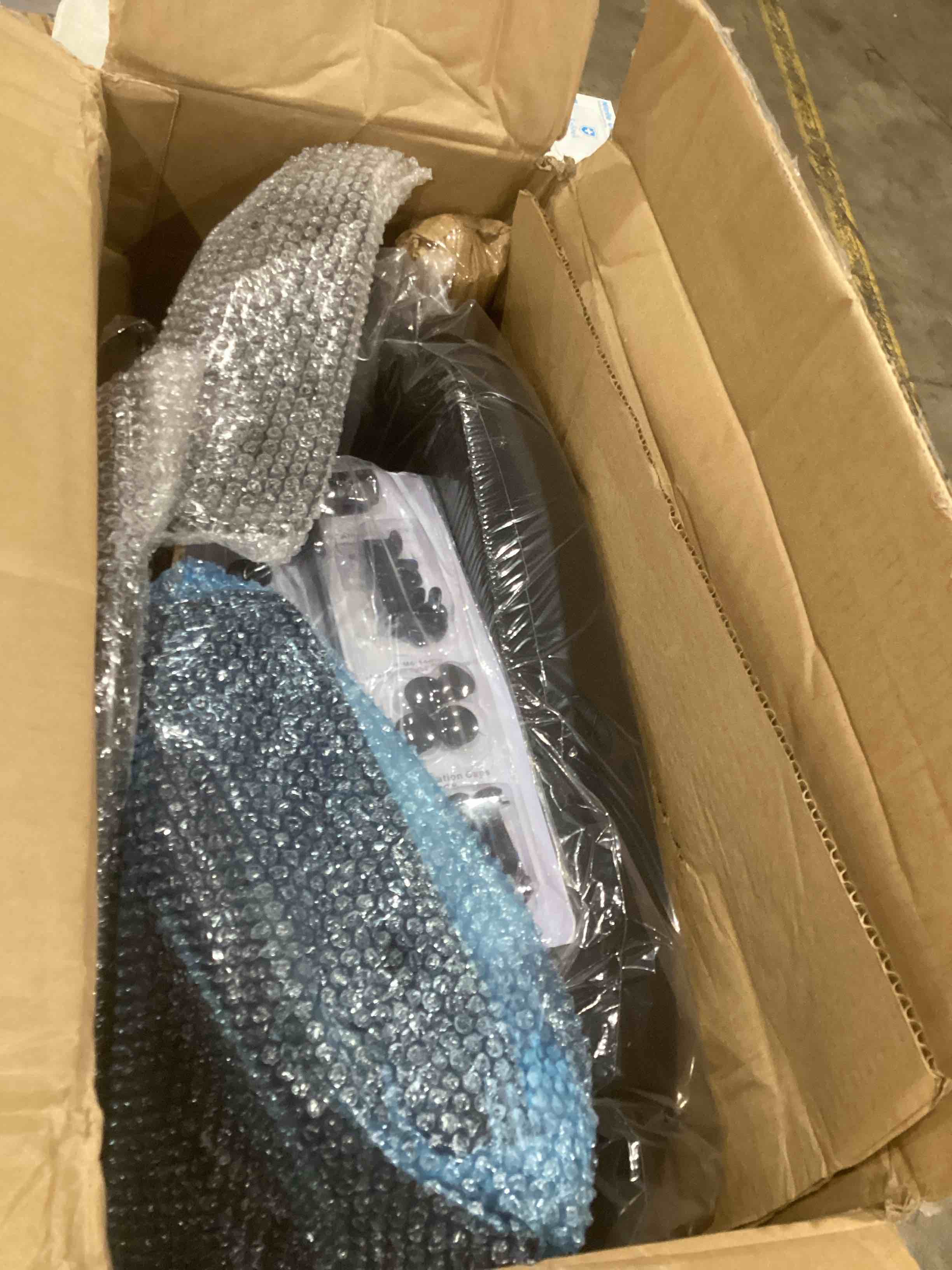 https://s3.amazonaws.com/lotting-images-prod/bidfta/ORG4237339_1751045632553.jpeg