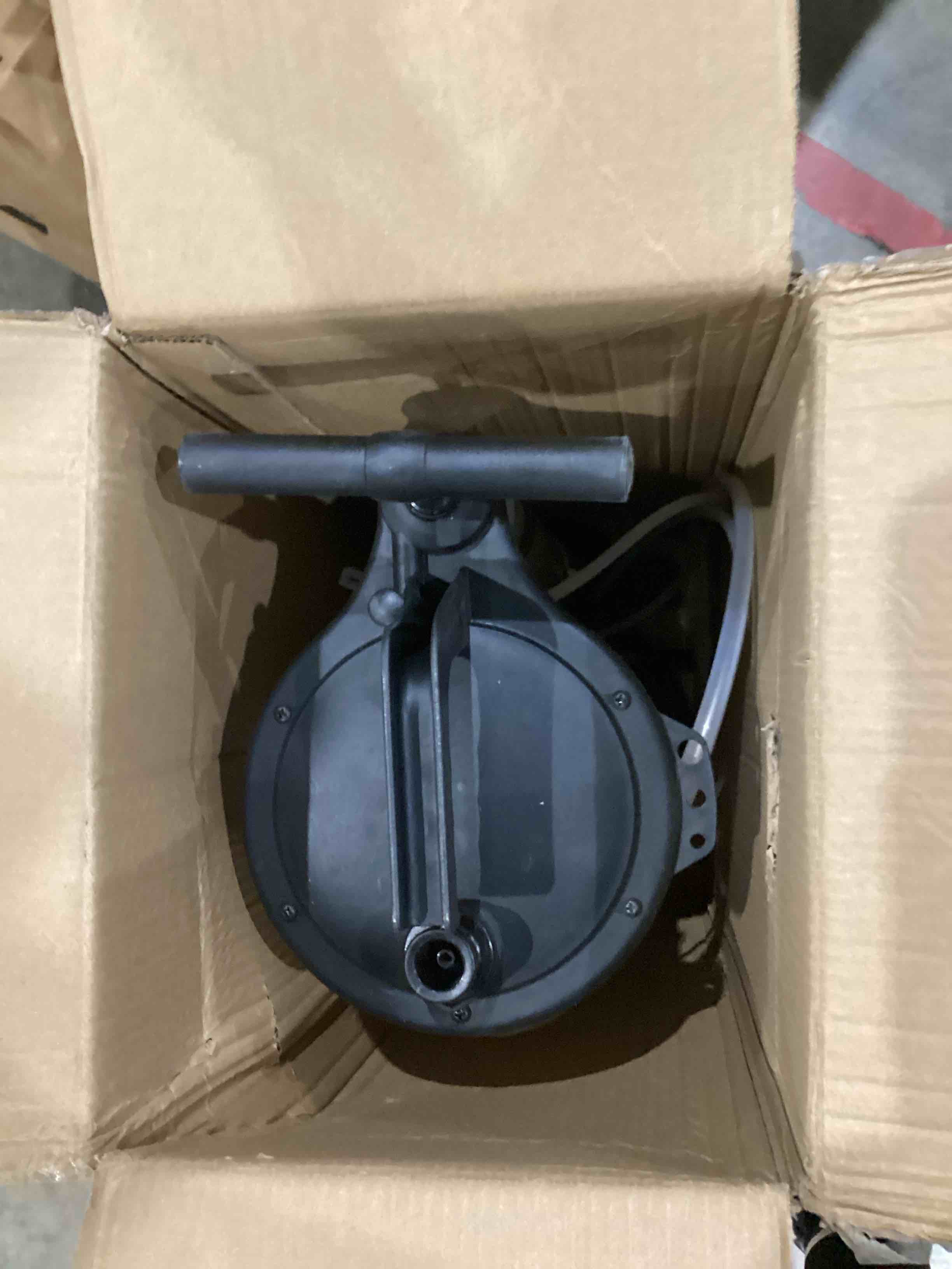 https://s3.amazonaws.com/lotting-images-prod/bidfta/ORG4237584_1751459065071.jpeg