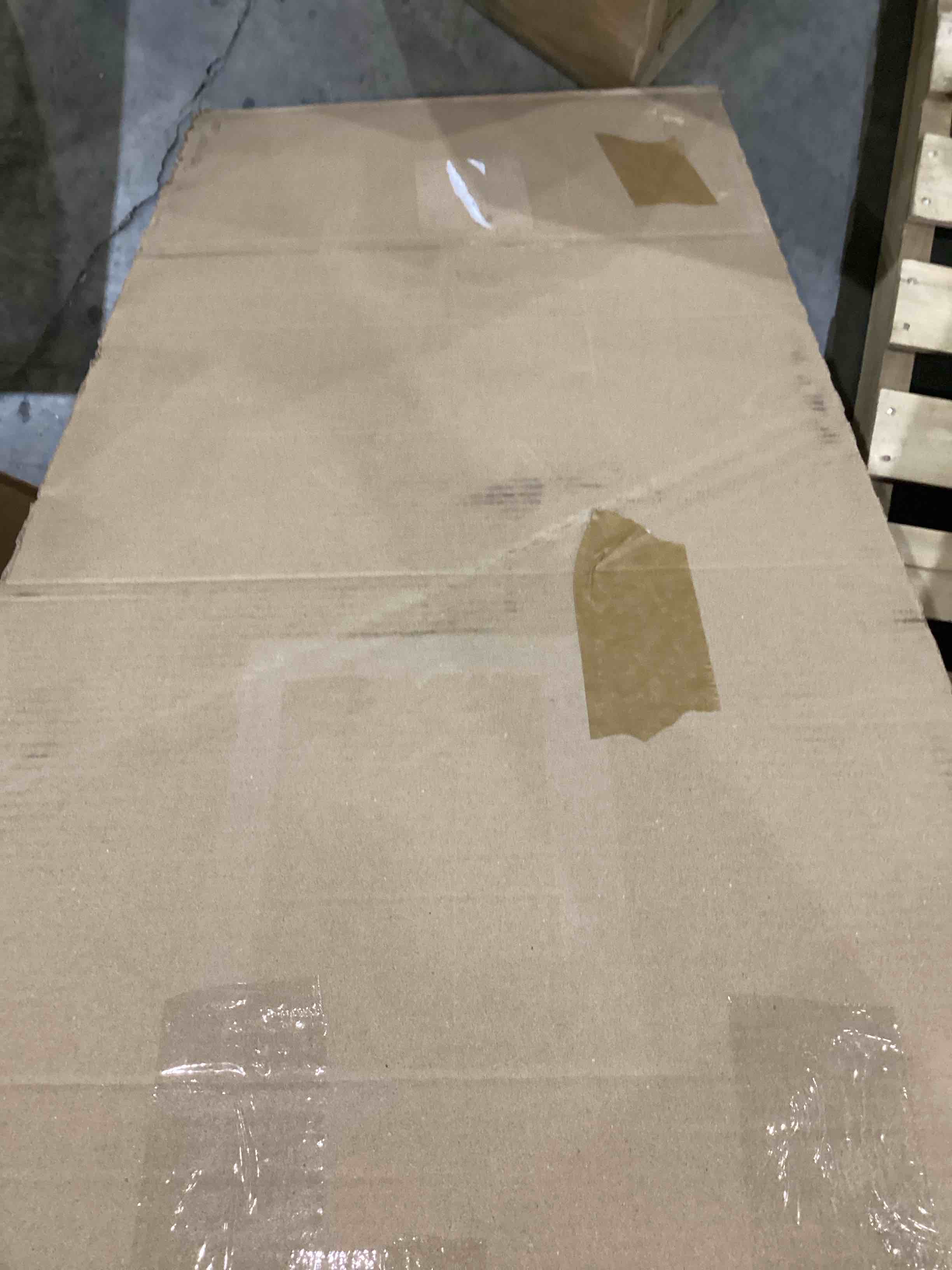 https://s3.amazonaws.com/lotting-images-prod/bidfta/ORG4237696_1751552327614.jpeg