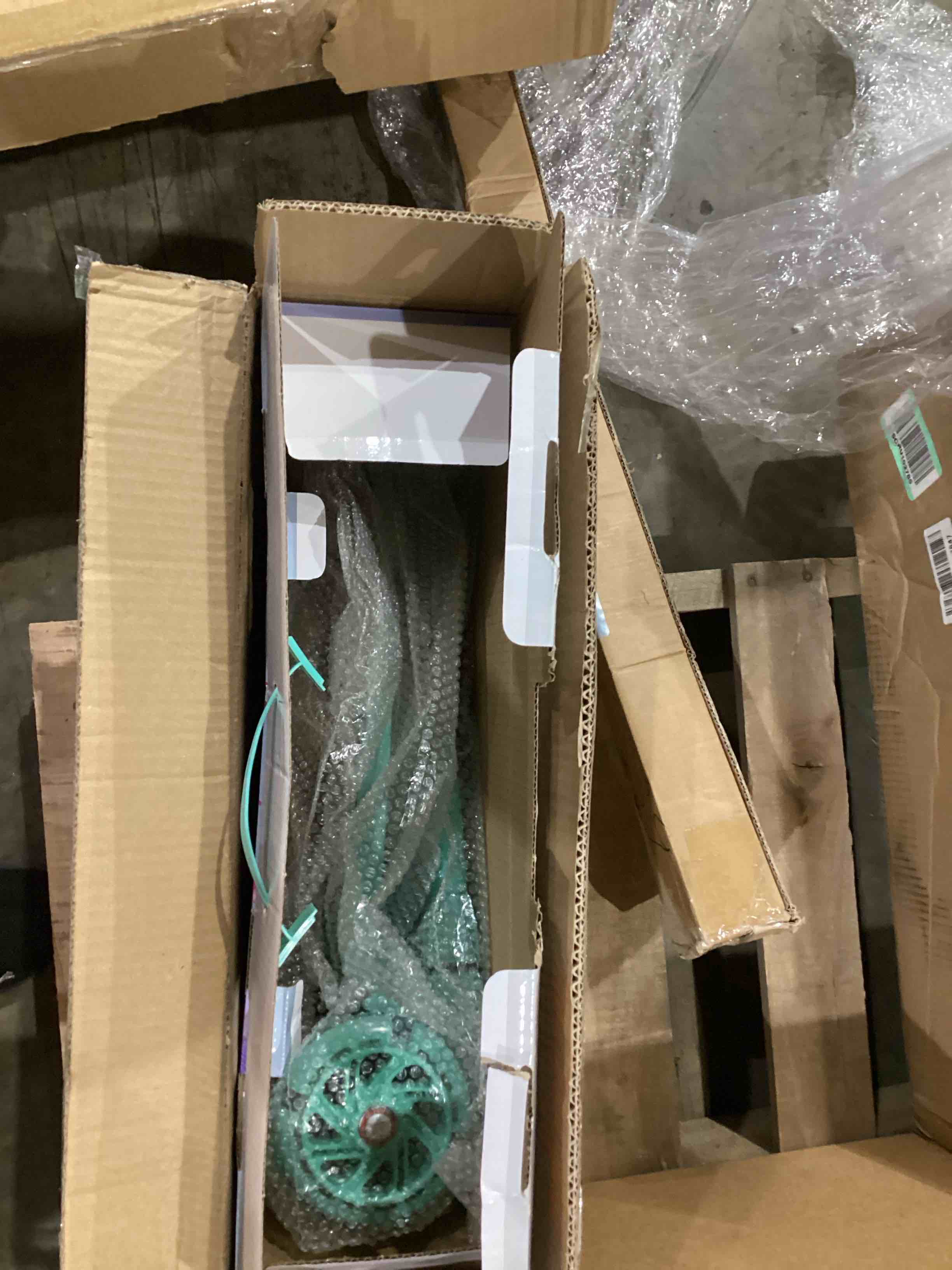 https://s3.amazonaws.com/lotting-images-prod/bidfta/ORG4237729_1751563409763.jpeg