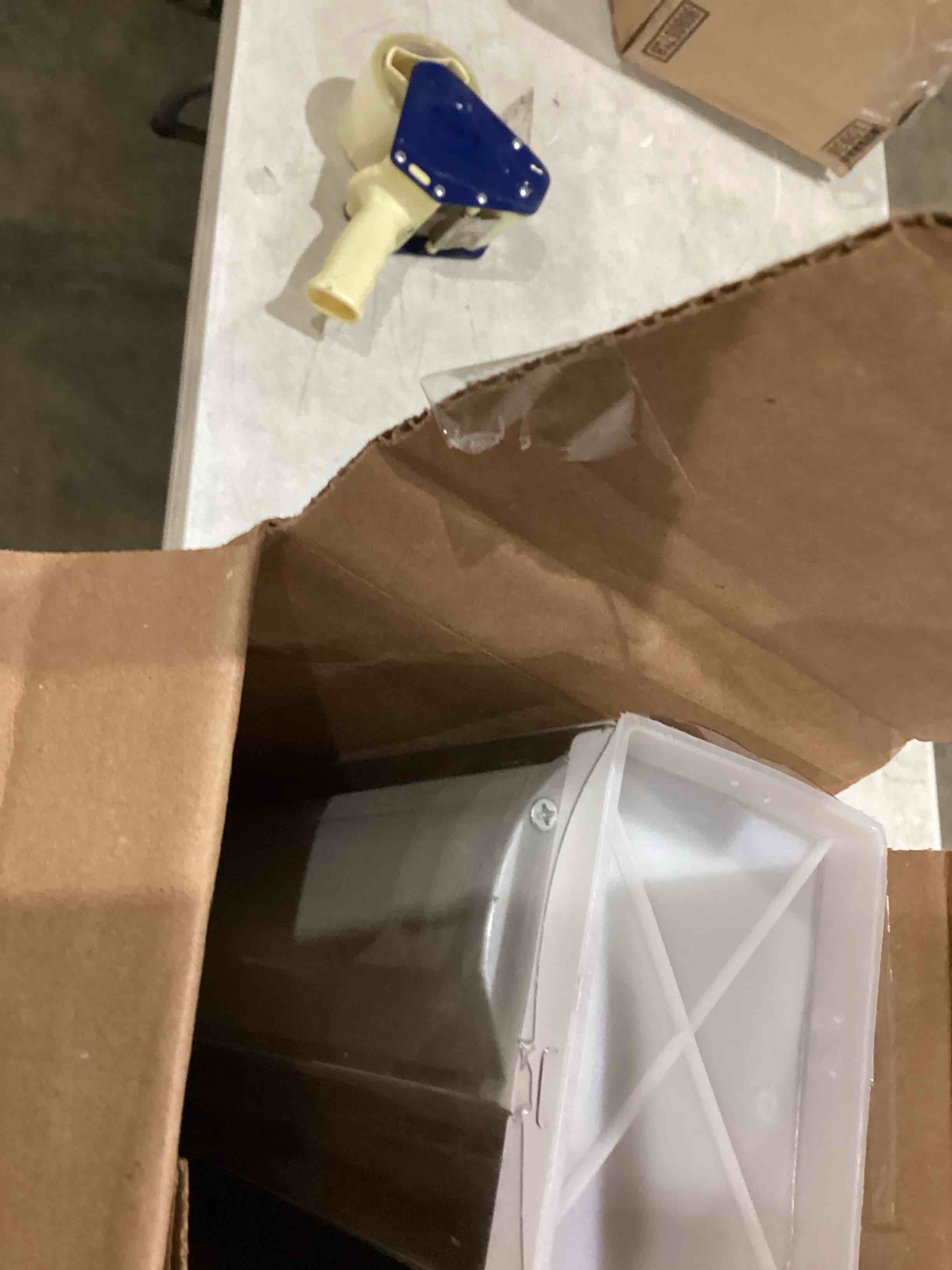 https://s3.amazonaws.com/lotting-images-prod/bidfta/ORG4237816_1751897913026.jpeg