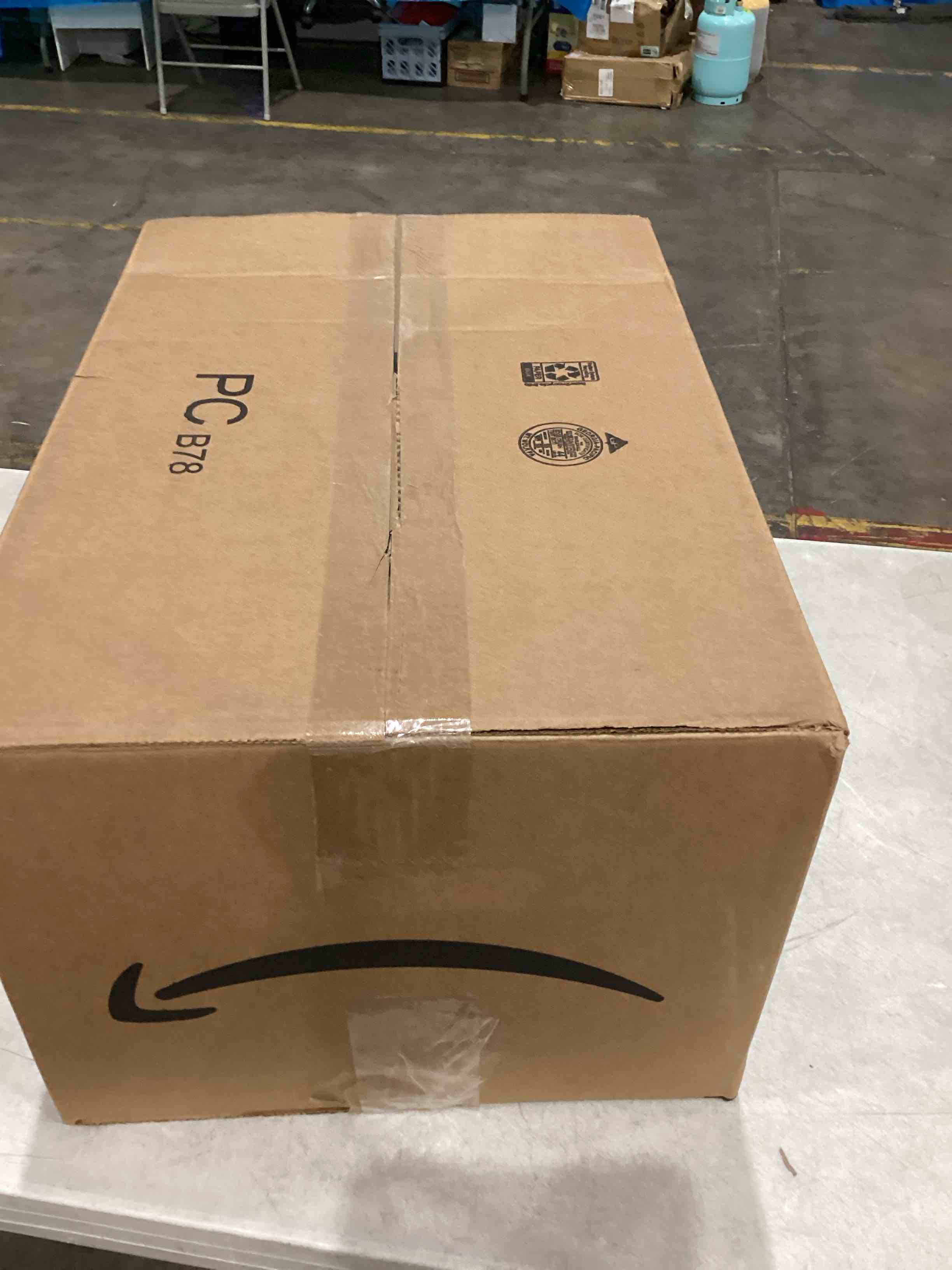 https://s3.amazonaws.com/lotting-images-prod/bidfta/ORG4241695_1751289939471.jpeg