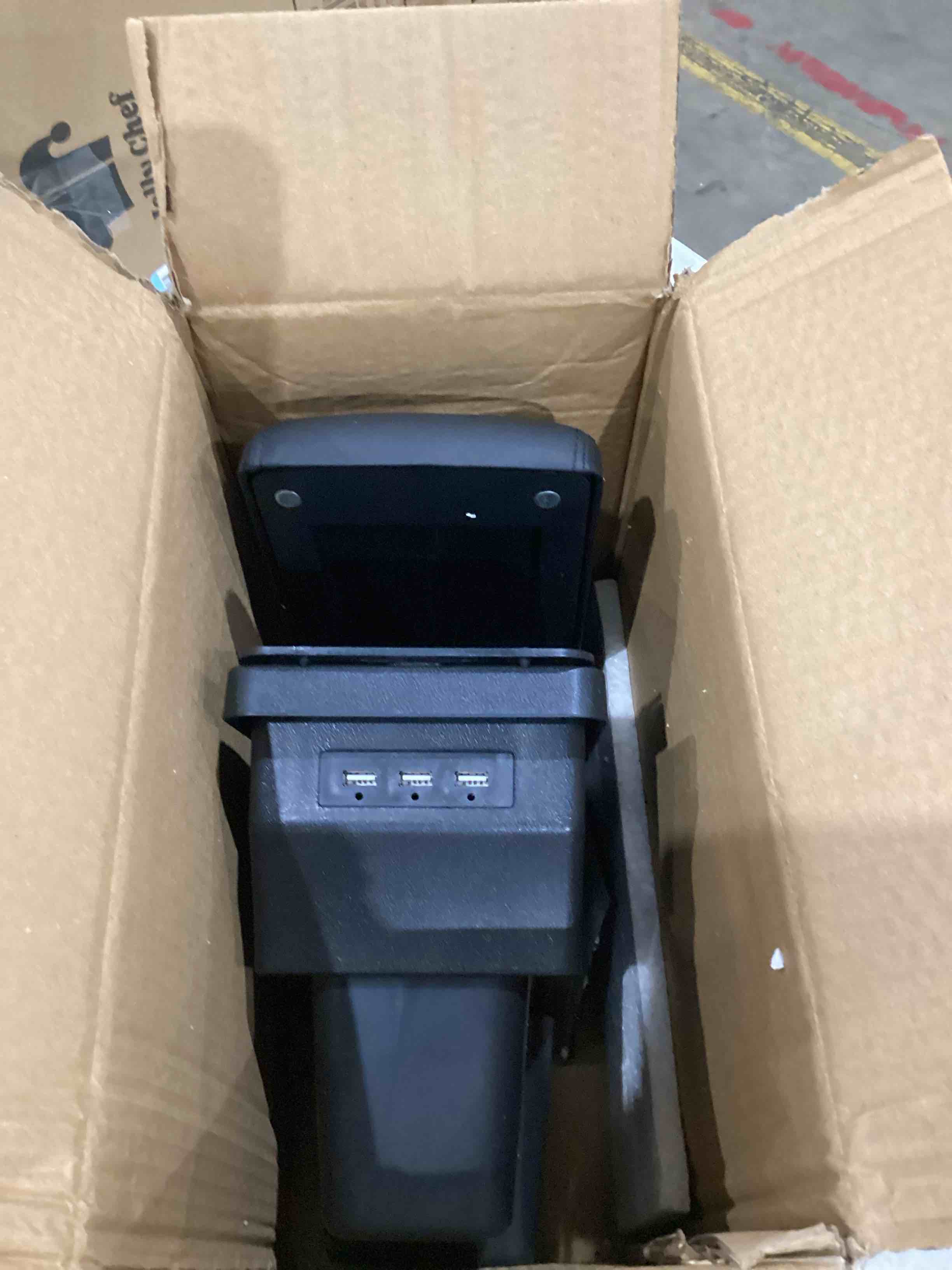 https://s3.amazonaws.com/lotting-images-prod/bidfta/ORG4241873_1751464884722.jpeg