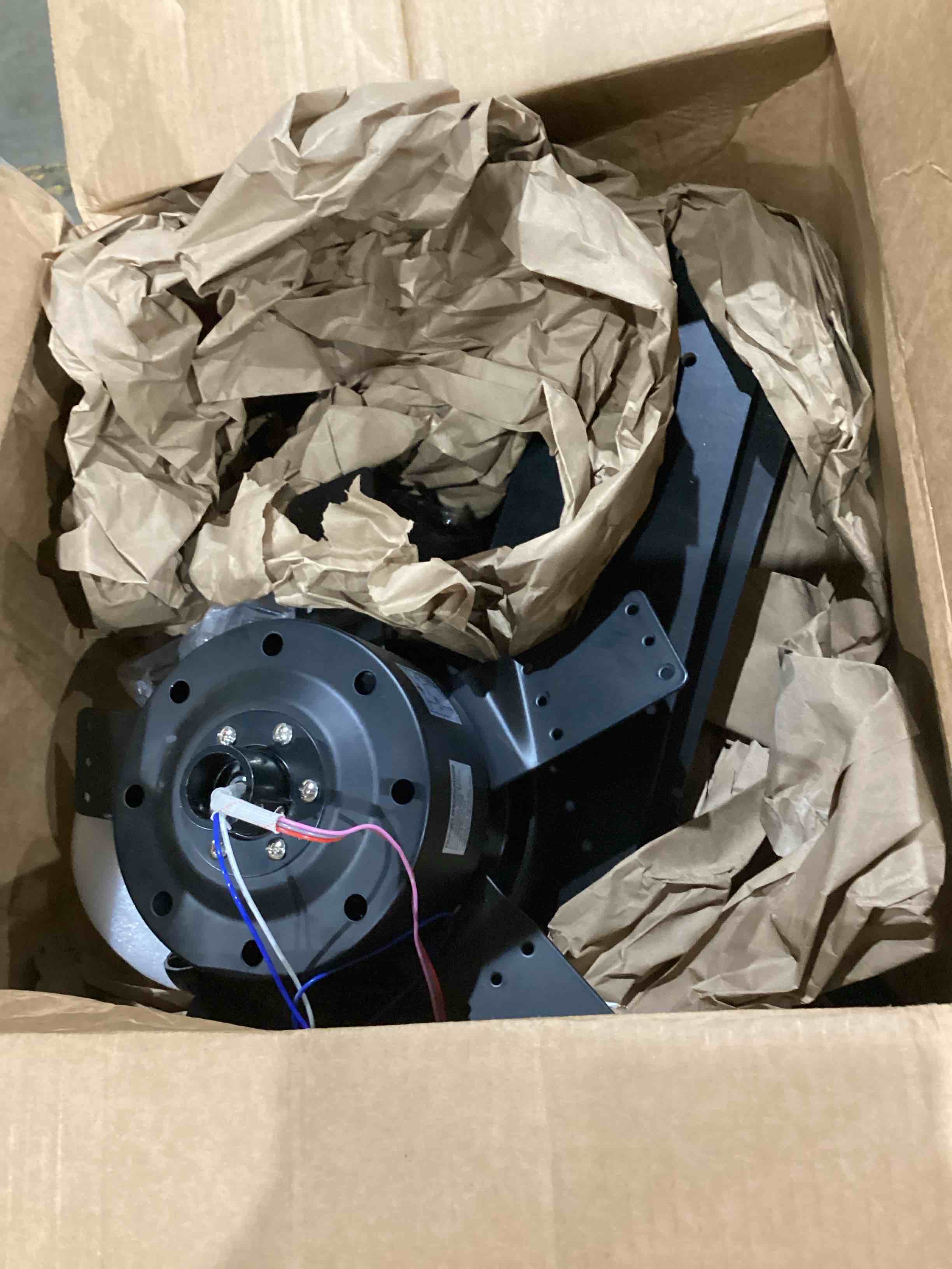 https://s3.amazonaws.com/lotting-images-prod/bidfta/ORG4241927_1751480982383.jpeg