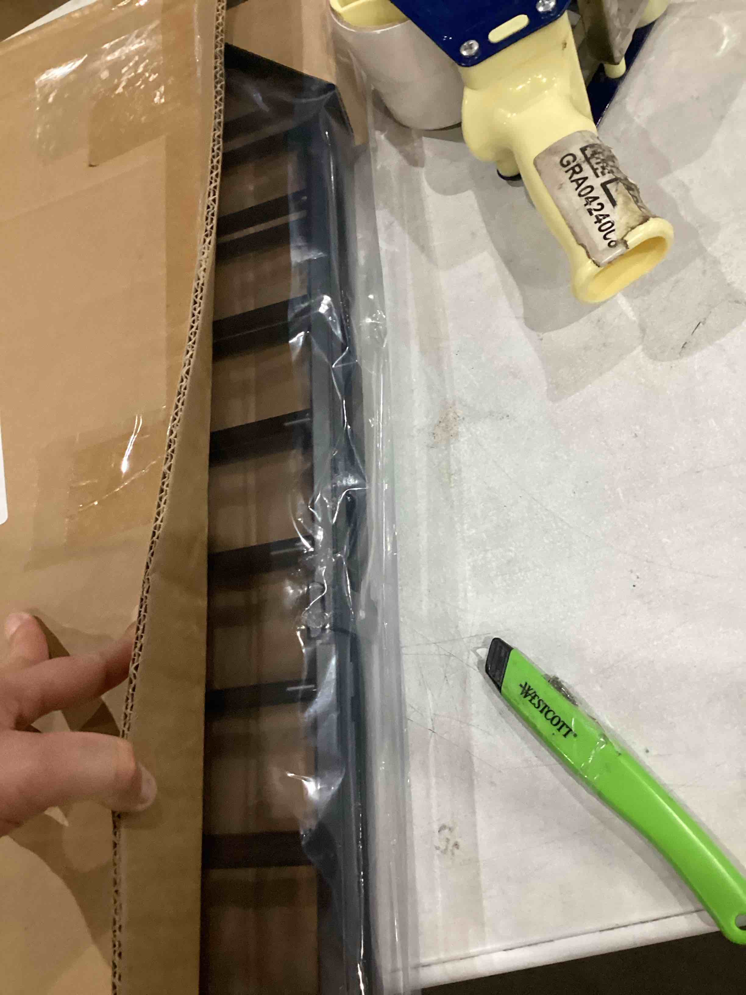 https://s3.amazonaws.com/lotting-images-prod/bidfta/ORG4241971_1751887415723.jpeg