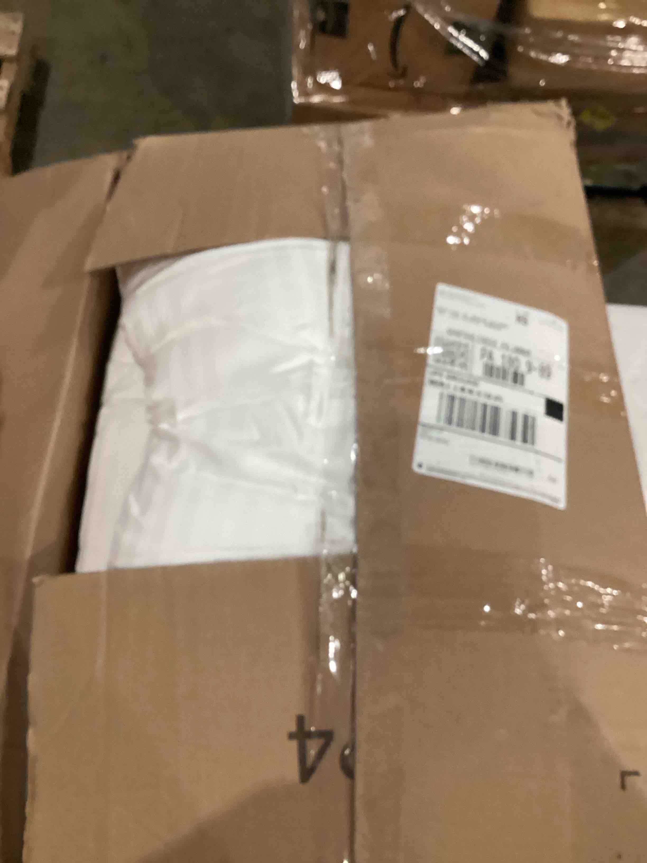 https://s3.amazonaws.com/lotting-images-prod/bidfta/ORG4242095_1751973288634.jpeg